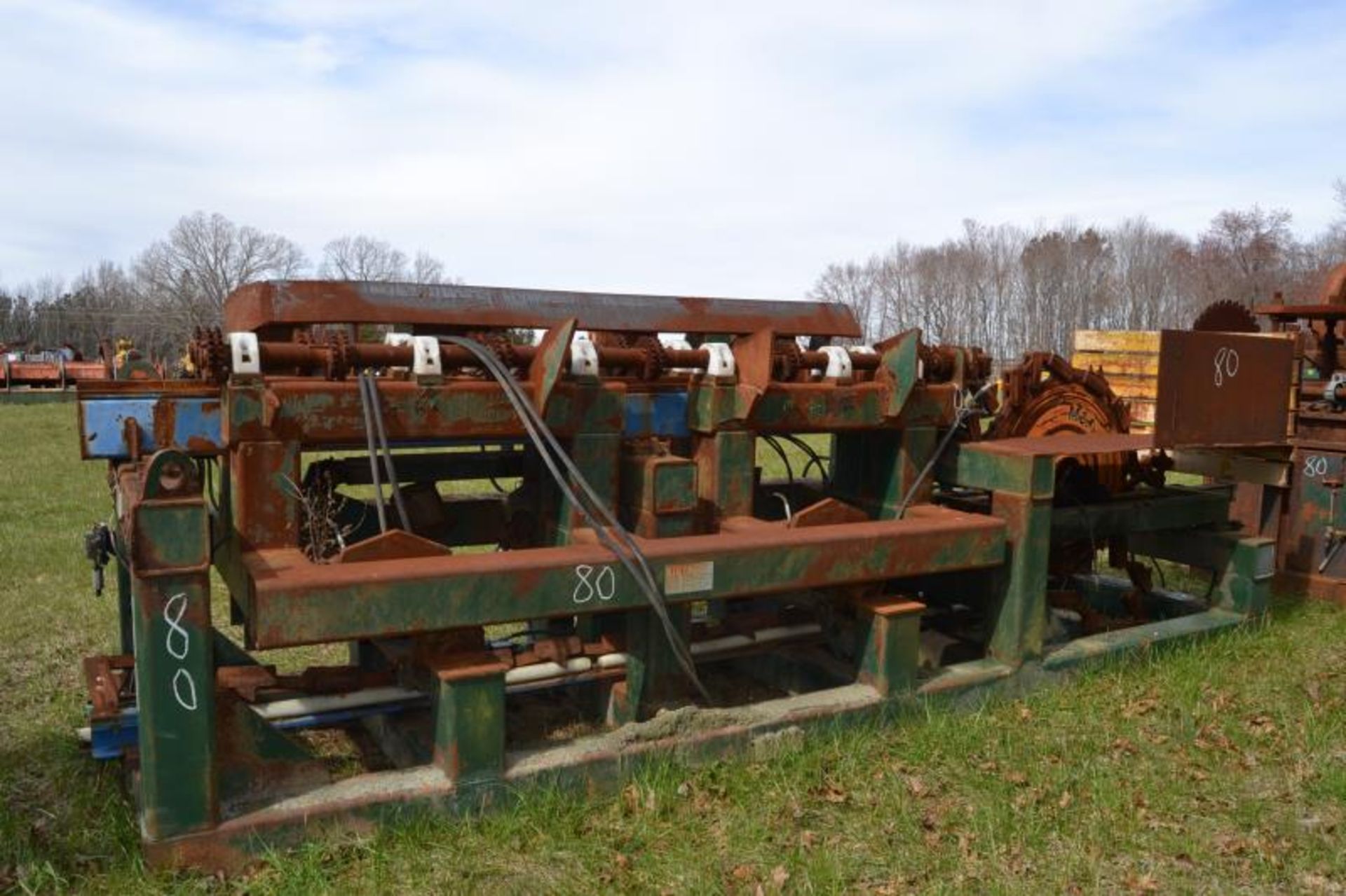 MAC CHIP N SAW W/ 48" SAWS W/ SHARP CHAIN W/ OFF BEARING BELTS - Image 7 of 7