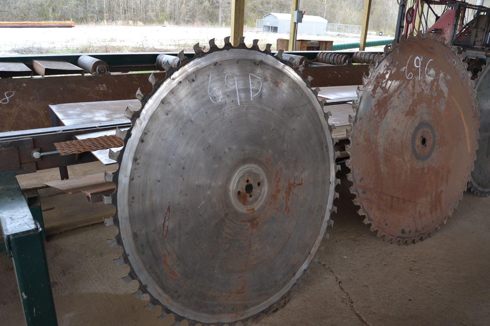 56" CIRCLE SAW