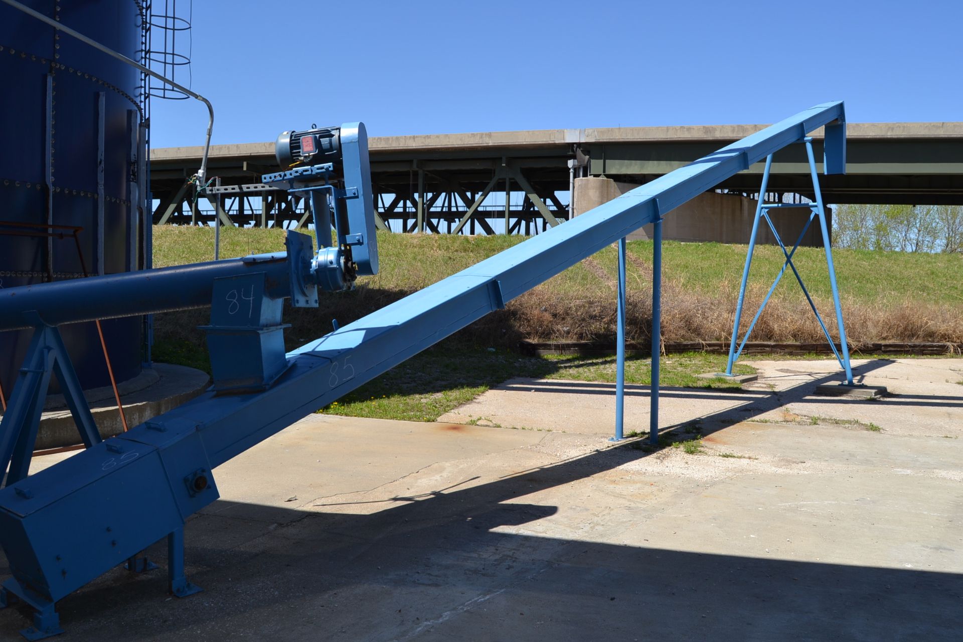 14" X 52' INCLINE BELT CONVEYOR; W/DRIVE