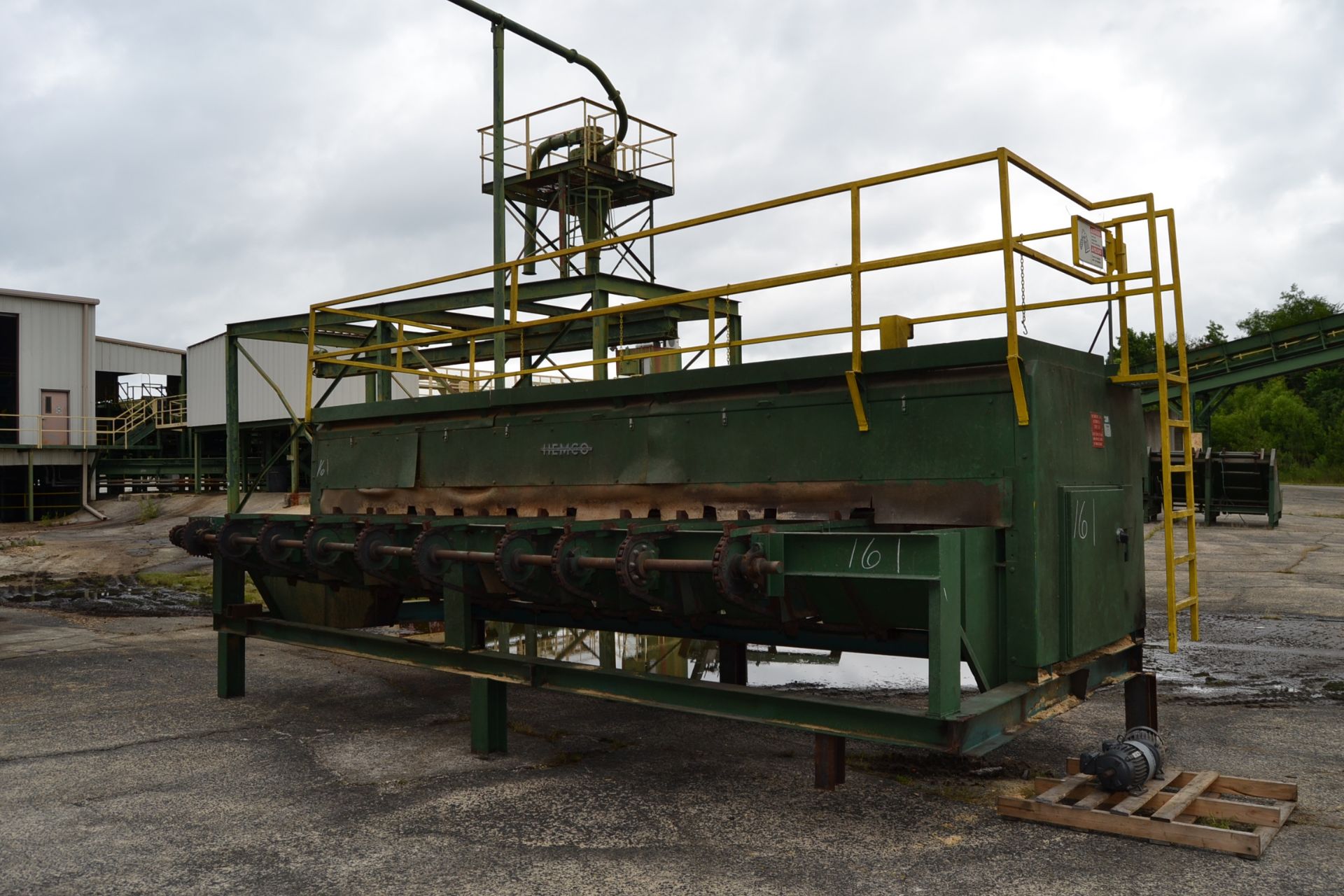 HEMCO 16' DROP SAW TRIMMER W/ PASS 20' MATERIAL W/ MOTOR & CONTROLS SN-2842-330 (NOT INSTALLED) - Image 2 of 3