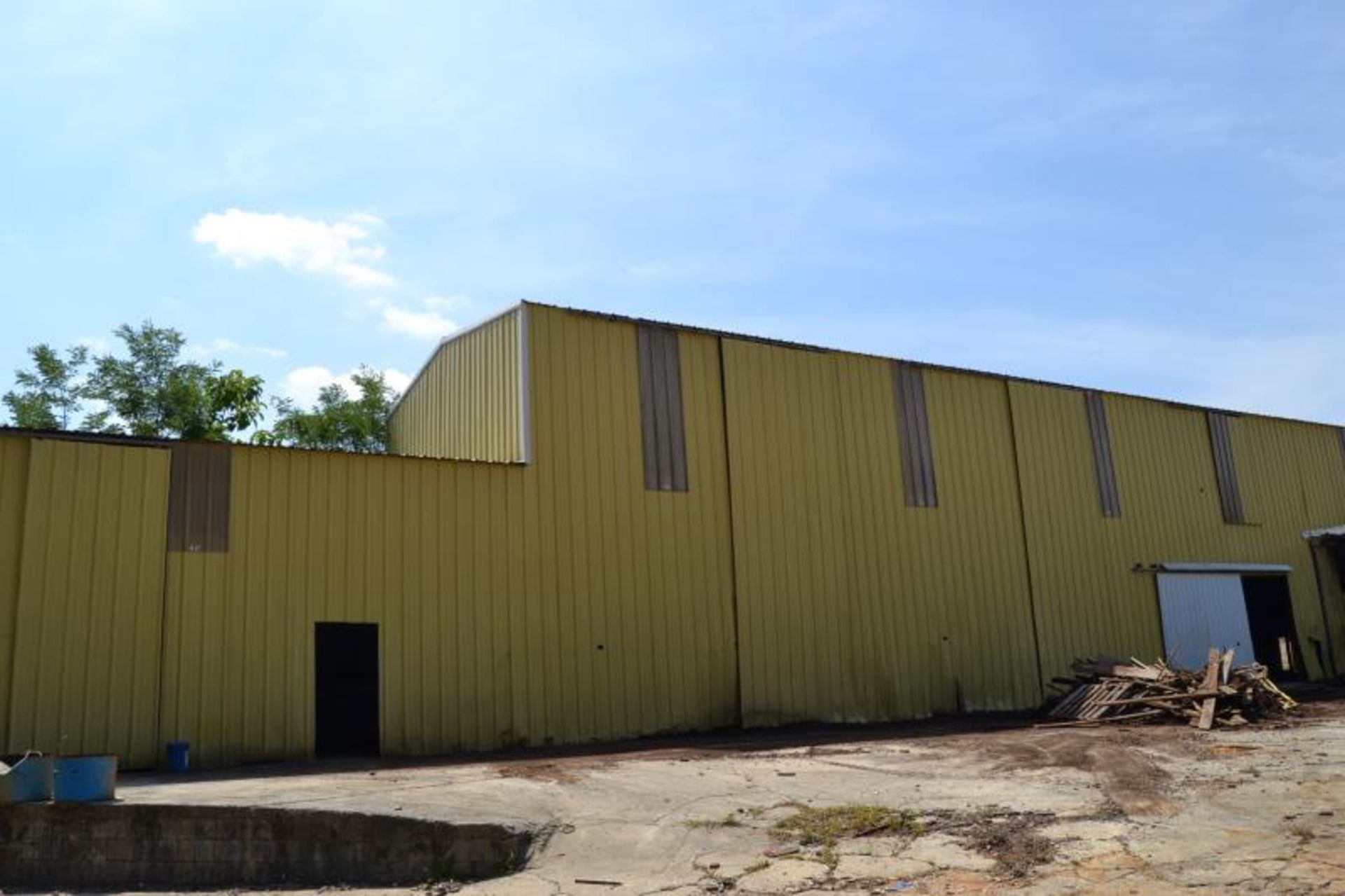 APPROX 30' X 150' PREFAB SORTER BUILDING