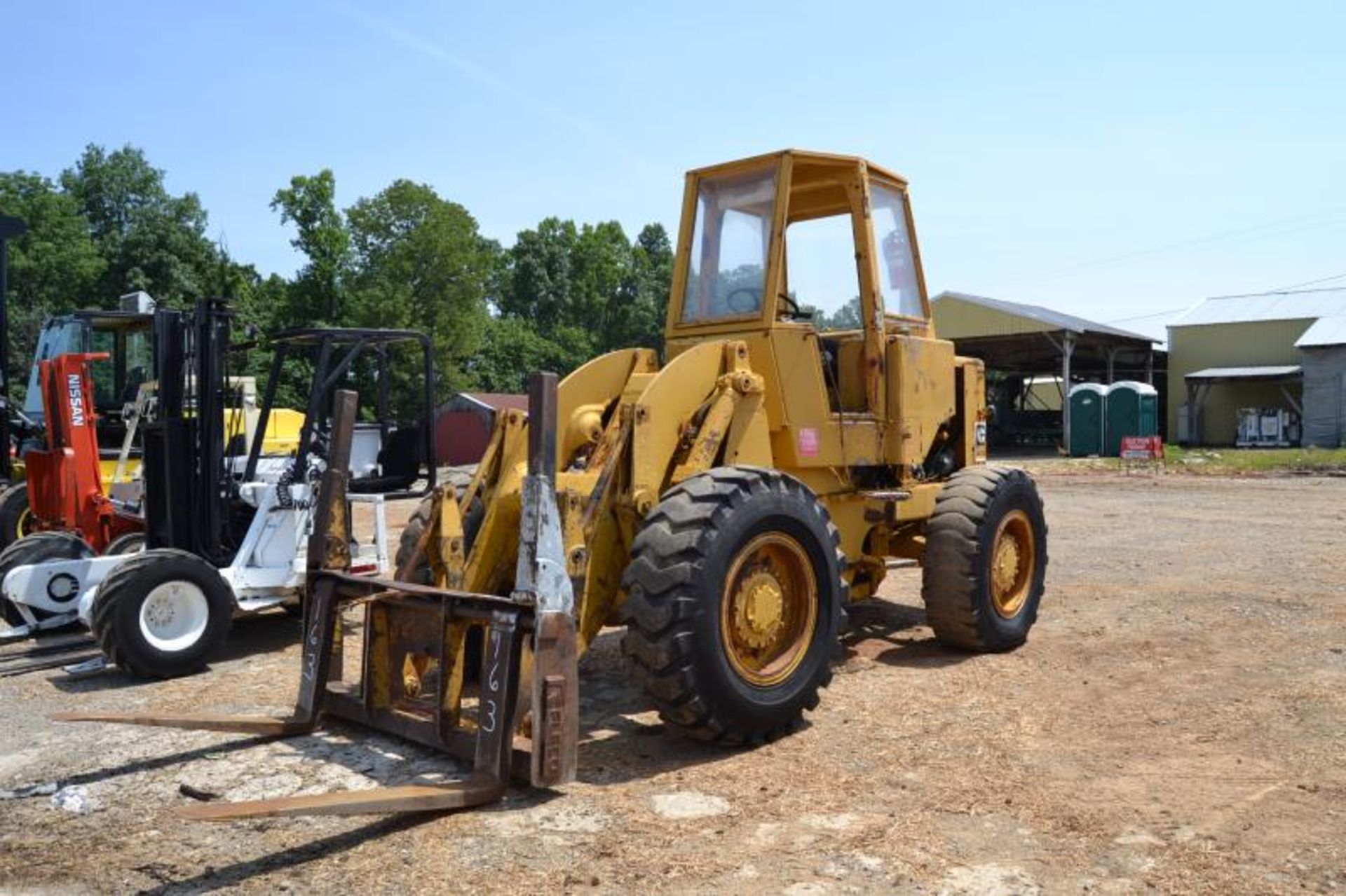 CAT 920 ARTICULATING WHEEL LOADER W/17.5 X 25 RUBBER; W/FORKS; SN# 62K5268 - Image 2 of 4