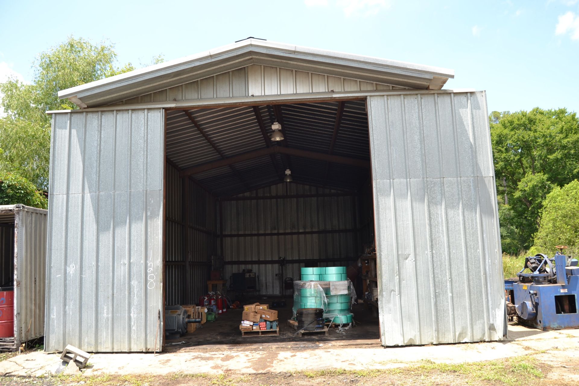 20' X 40' SHOP BUILDING