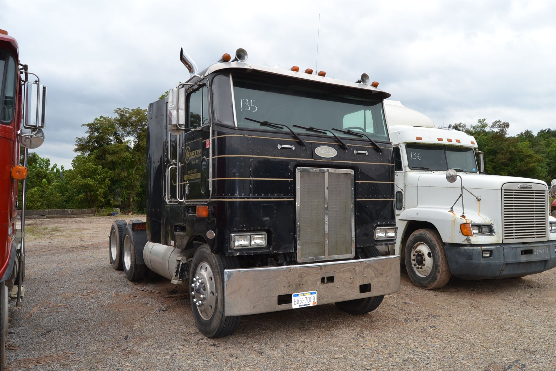 1994 PETERBILT 362 CAB OVER ROAD TRACTOR W/ 60 SERIES DETROIT ENGINE SN# 1XP-6DR8X-9-SD608565