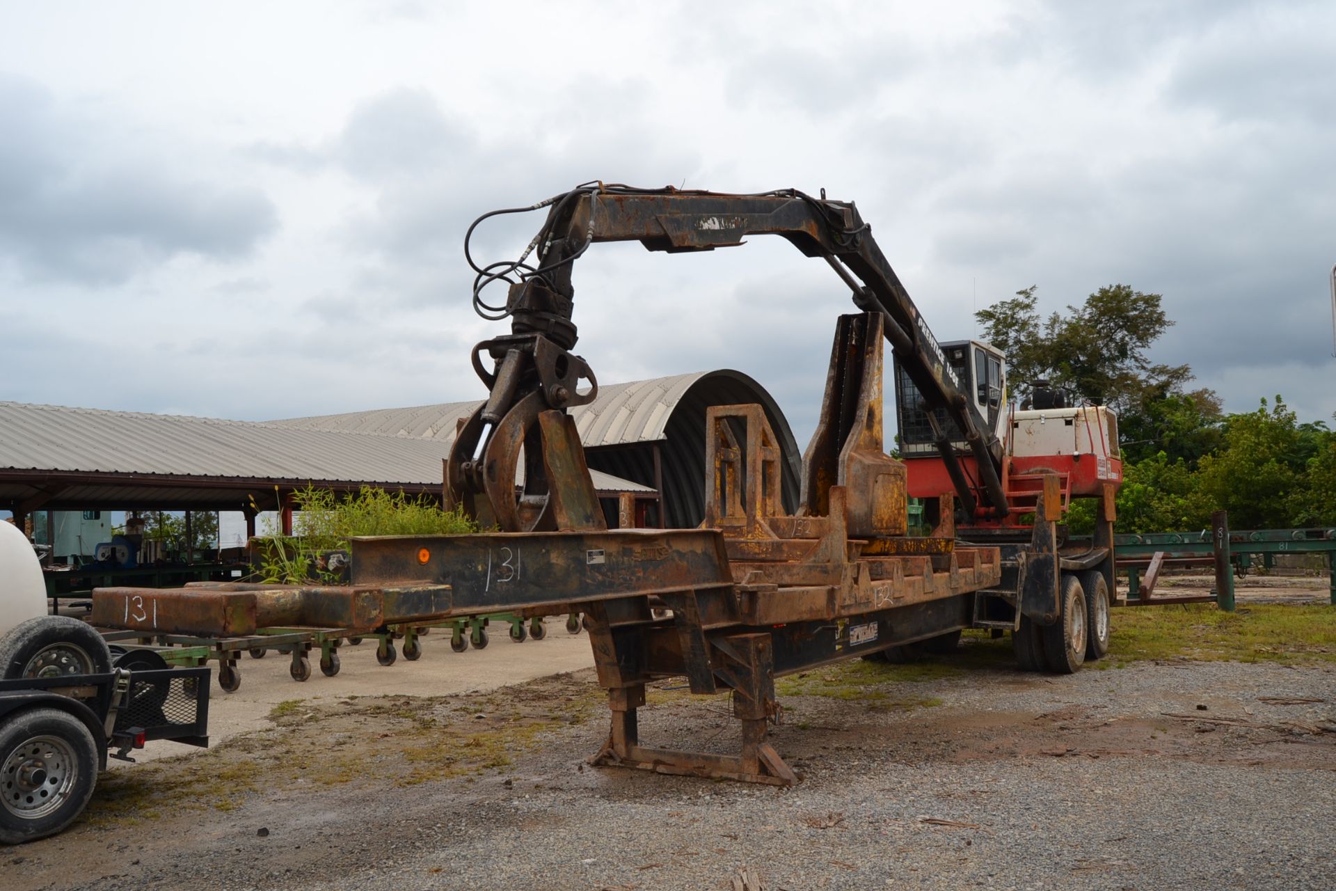 PRENTICE 180E KNUCKLEBOOM LOADER W/ DIESEL ENGINE W/ SAW PACKAGE HOOKUP MOUNTED ON PITTS TANDEM AXLE