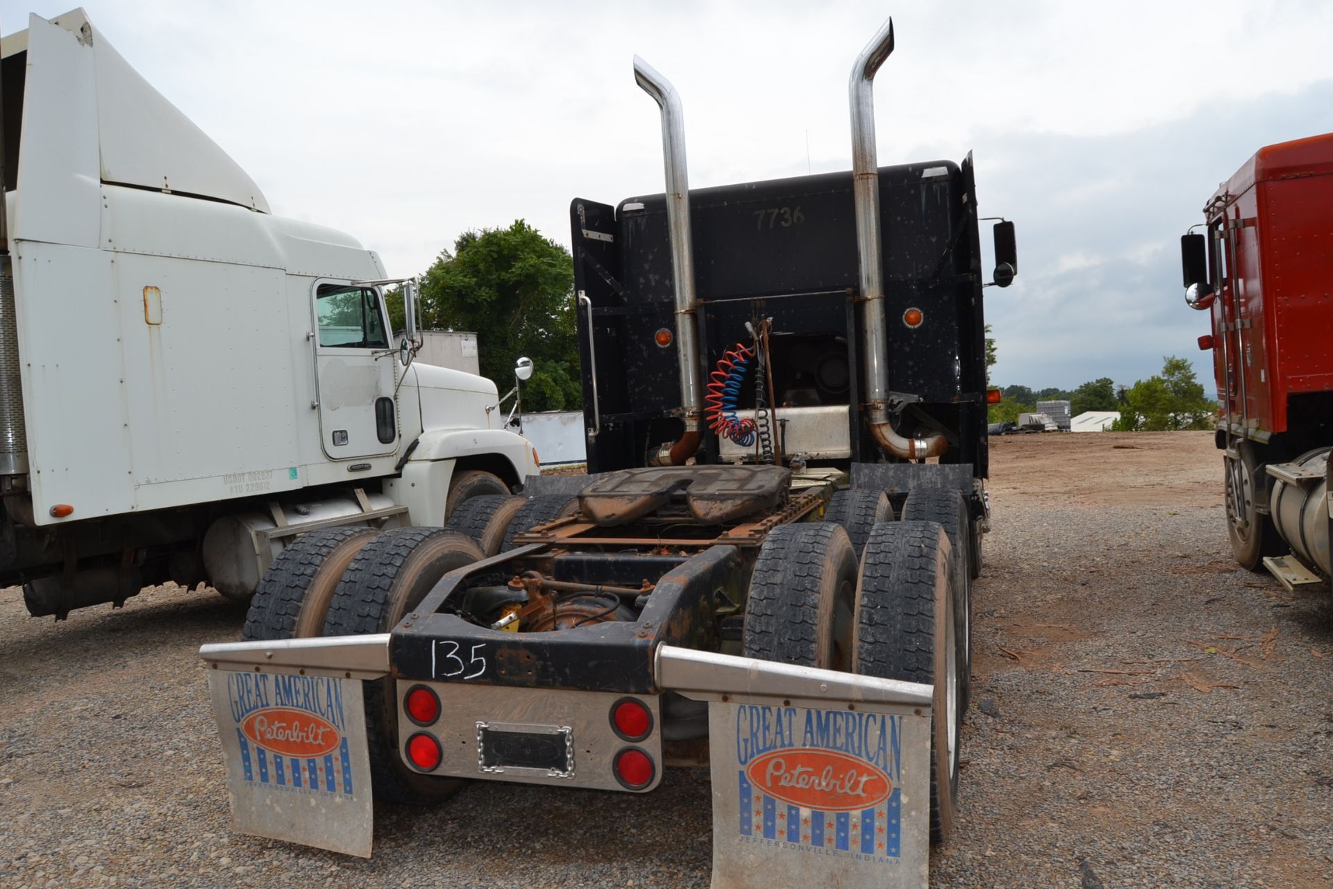 1994 PETERBILT 362 CAB OVER ROAD TRACTOR W/ 60 SERIES DETROIT ENGINE SN# 1XP-6DR8X-9-SD608565 - Image 3 of 3