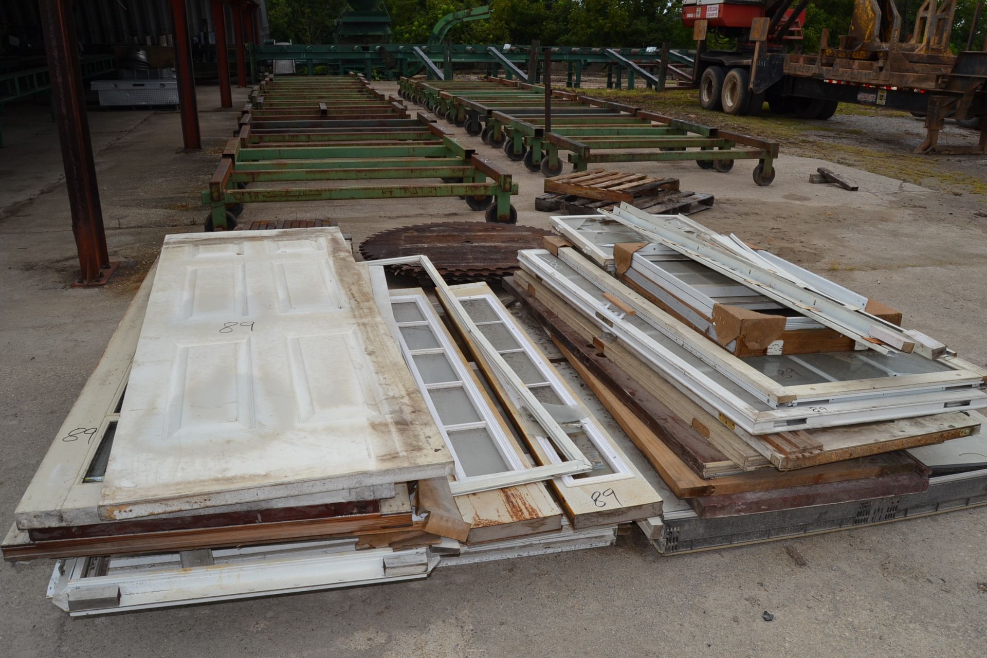 LOT OF DOORS & WINDOWS