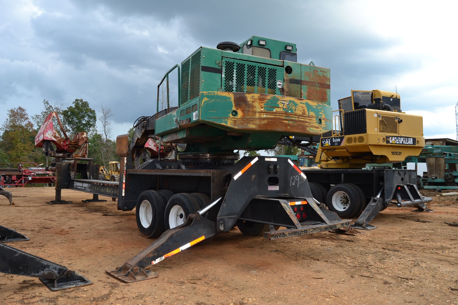 TIMBERJACK 530B KNUCKLEBOOM LOADER - Image 3 of 4