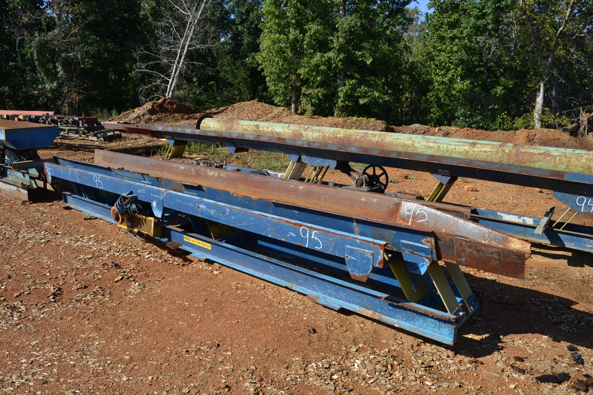 16"X20' VIBRATING CONVEYOR NO MOTOR - Image 2 of 2