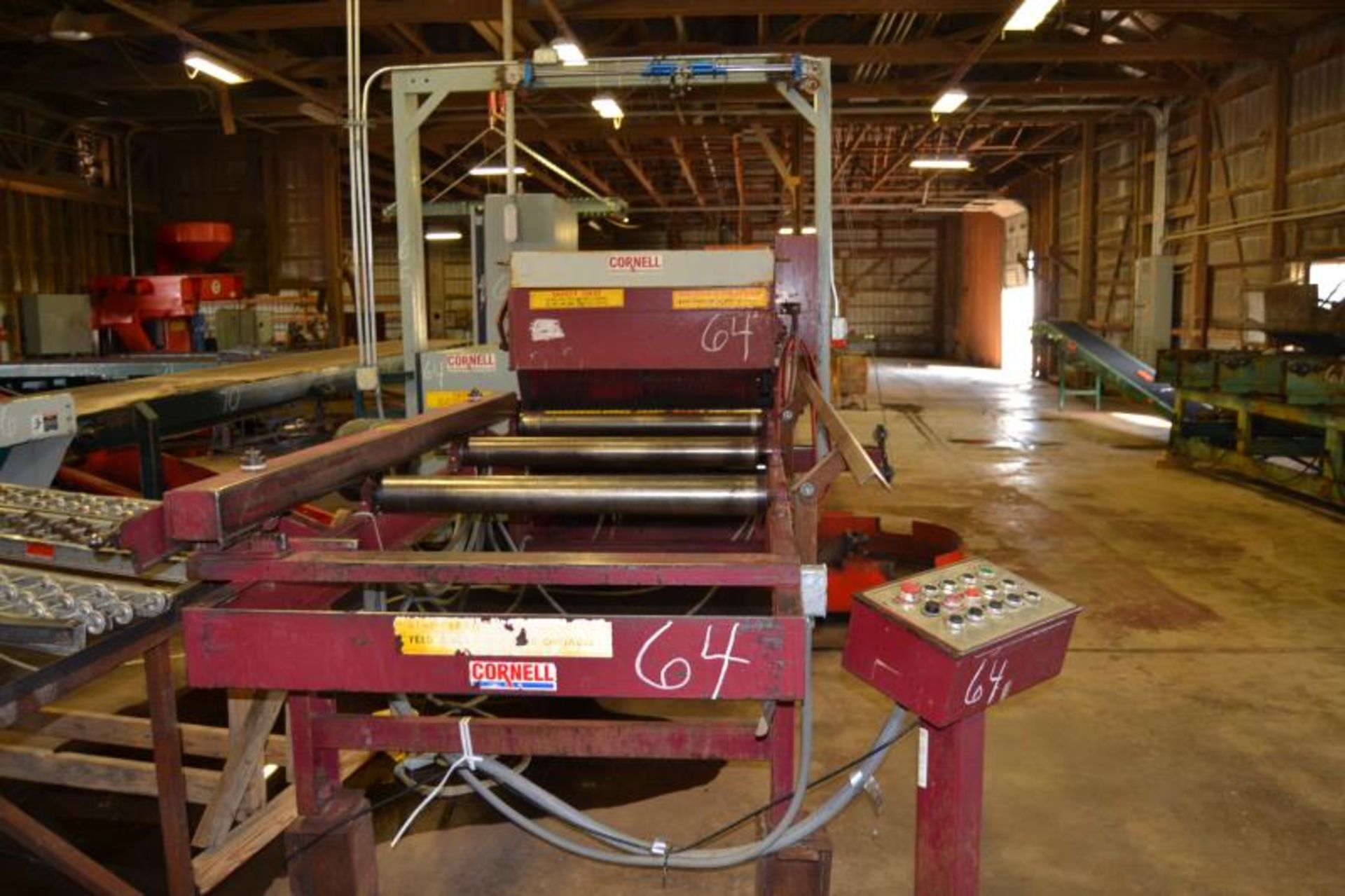 CORNELL 642 4 SAW EDGER W/ 2 MOVEABLE SAWS W/ ELECTRIC SETWORKS W/ INFEED ROLLCASE W/ FENCE W/ - Image 3 of 5