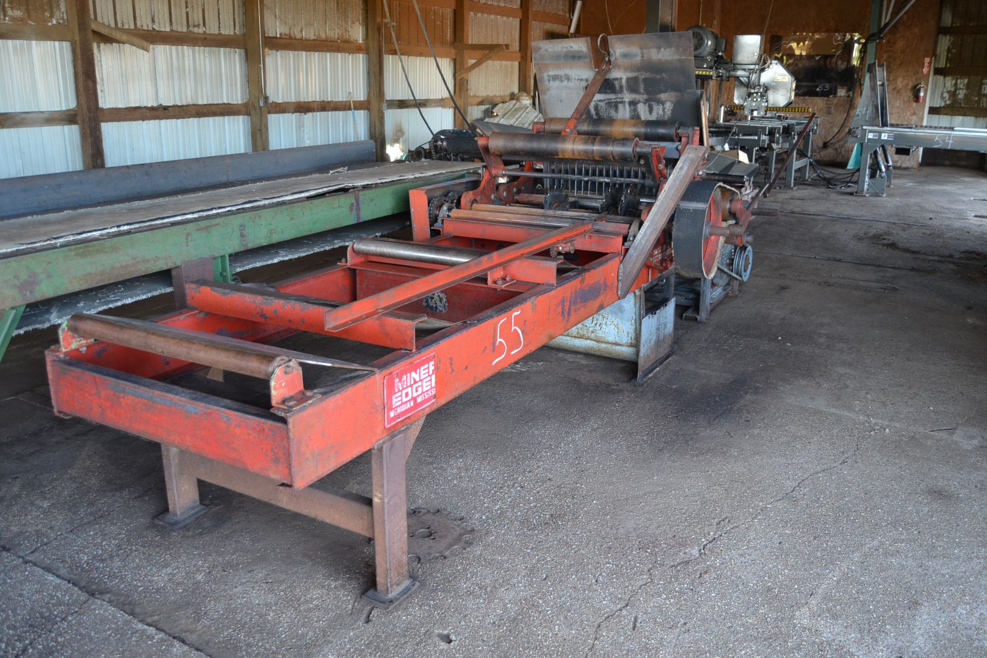 MINER 36" 3 SAW EDGER W/ (1) MOVABLE SAW W/ INFEED & OUTFEED W/ 30HP MOTOR - Image 2 of 2