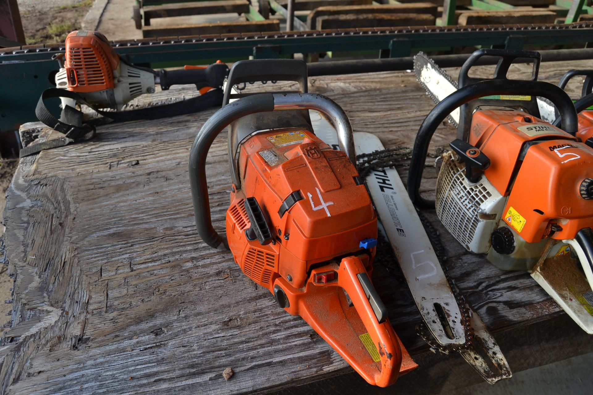 HUSQVARNA CHAIN SAW