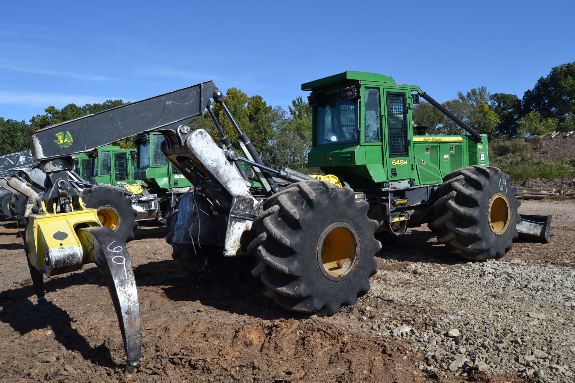 JOHN DEERE 648H DUAL ARCH GRAPPLE SKIDDER W/WINCH; W/5570 HOURS SN# JDD656317 - Image 3 of 5