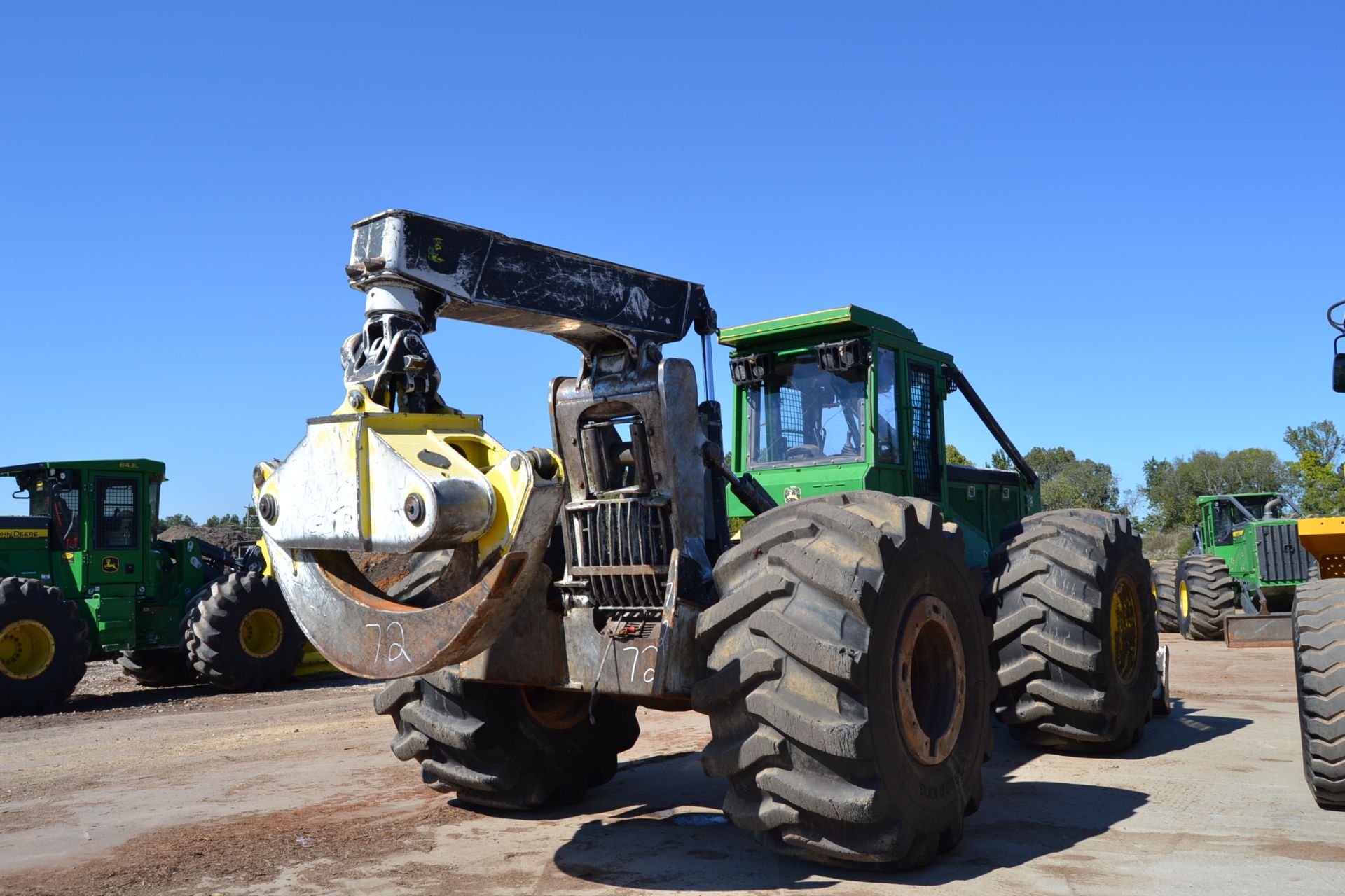 JOHN DEERE 748H DUAL ARCH GRAPPLE SKIDDER W/WINCH SN# JA0629738 - Image 4 of 5