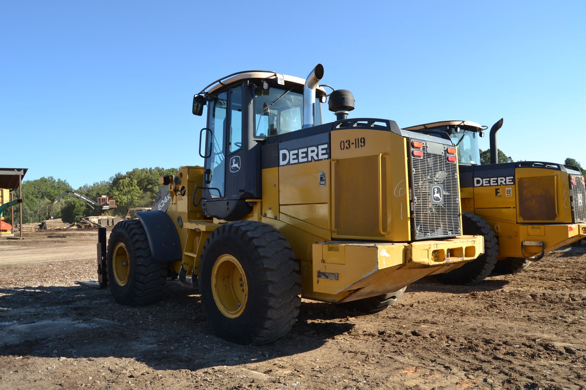 JOHN DEERE 624K ARTICULATING WHEEL LOADER W/QUICK ATTACH; W/LUMBER FORKS; W/20.5 X 25 RUBBER; W/ - Image 4 of 4