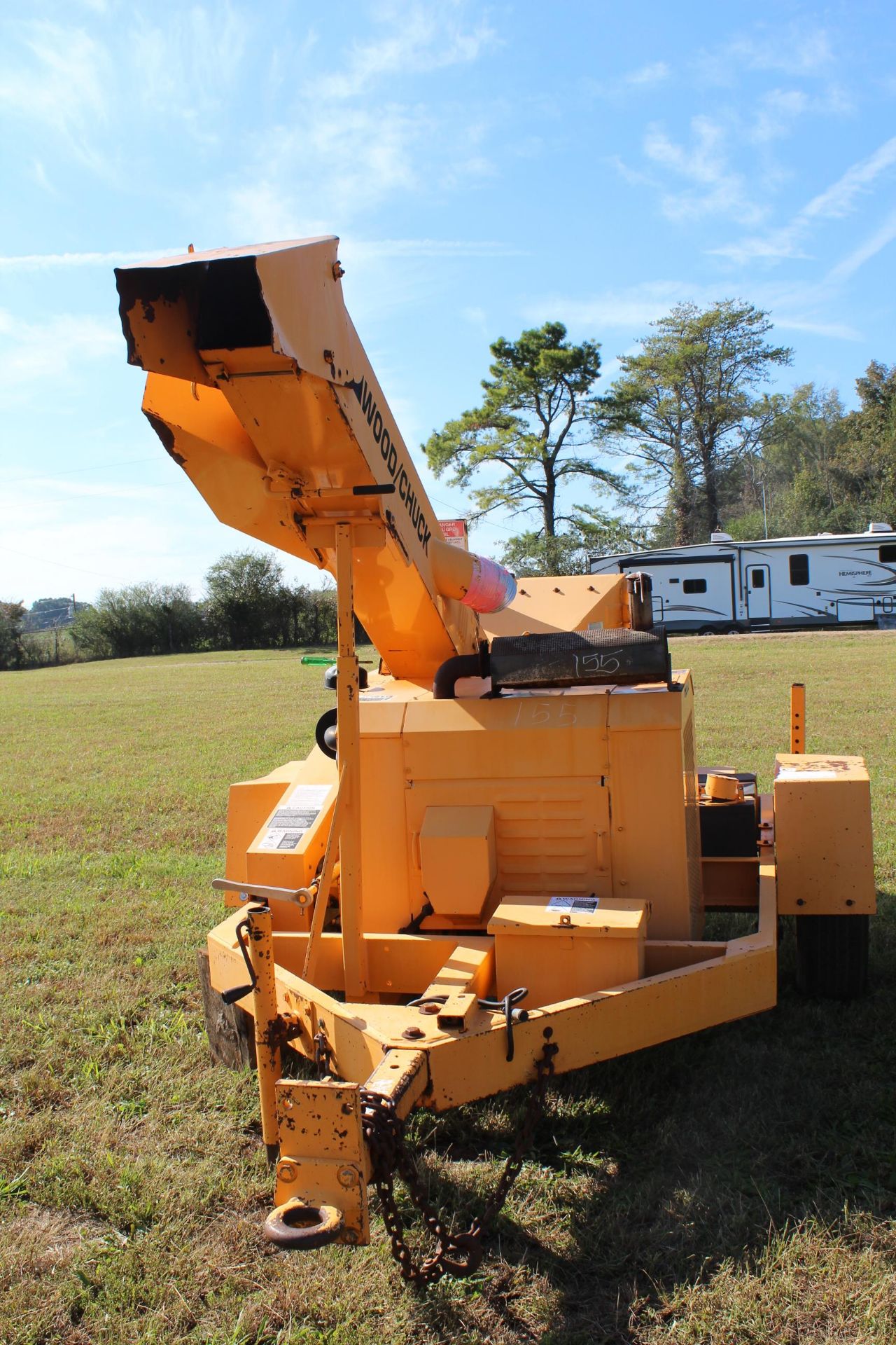 WOOD CHUCK PORTABLE CHIPPER W/ FORD DIESEL ENGINE