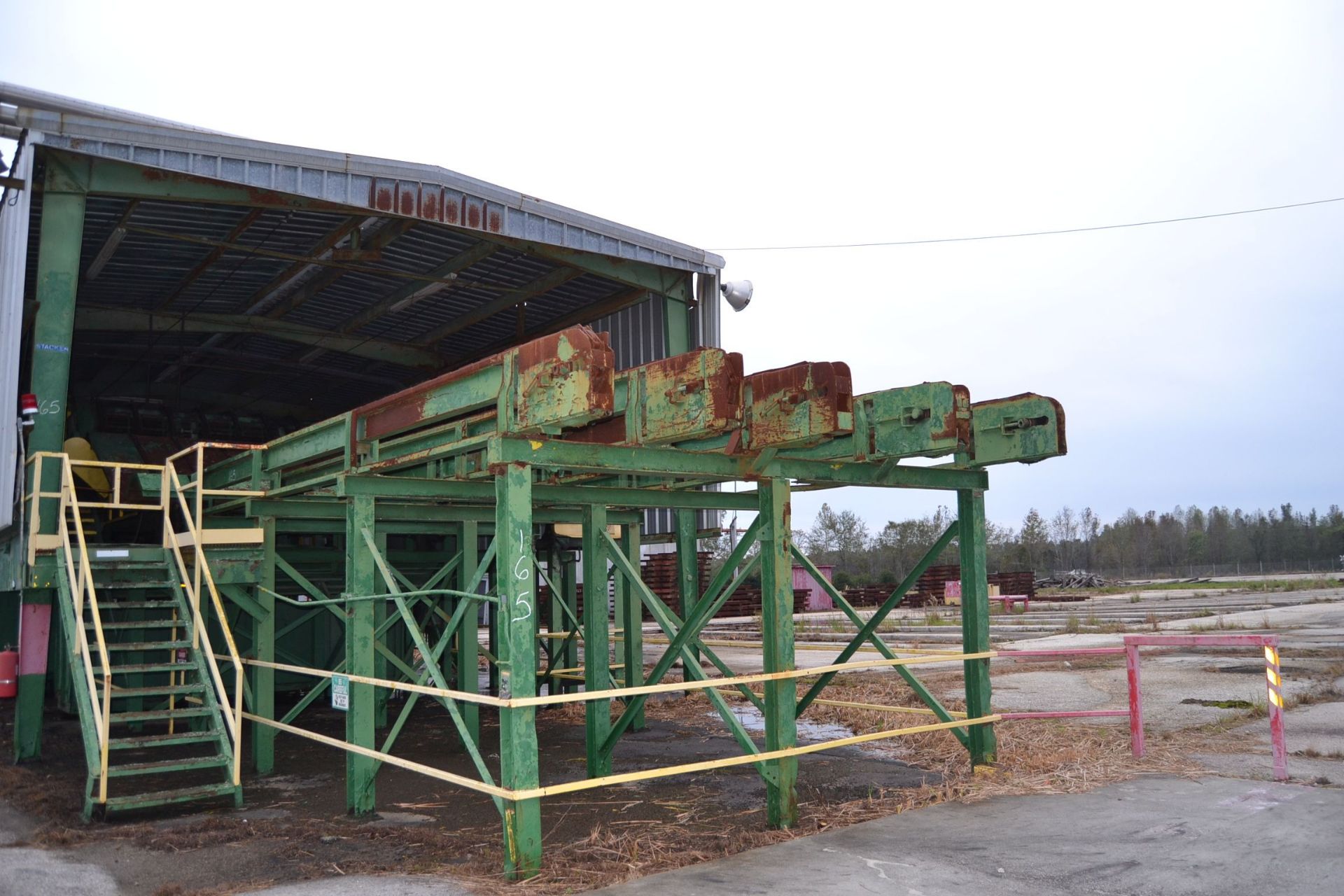 HEMCO 8' 6 ARM SLIDE ARM STACKER W/INFEED TRANSFER; W/UNSCRAMBLER; W/EVEN END ROLLS; W/6 STRAND - Image 2 of 11