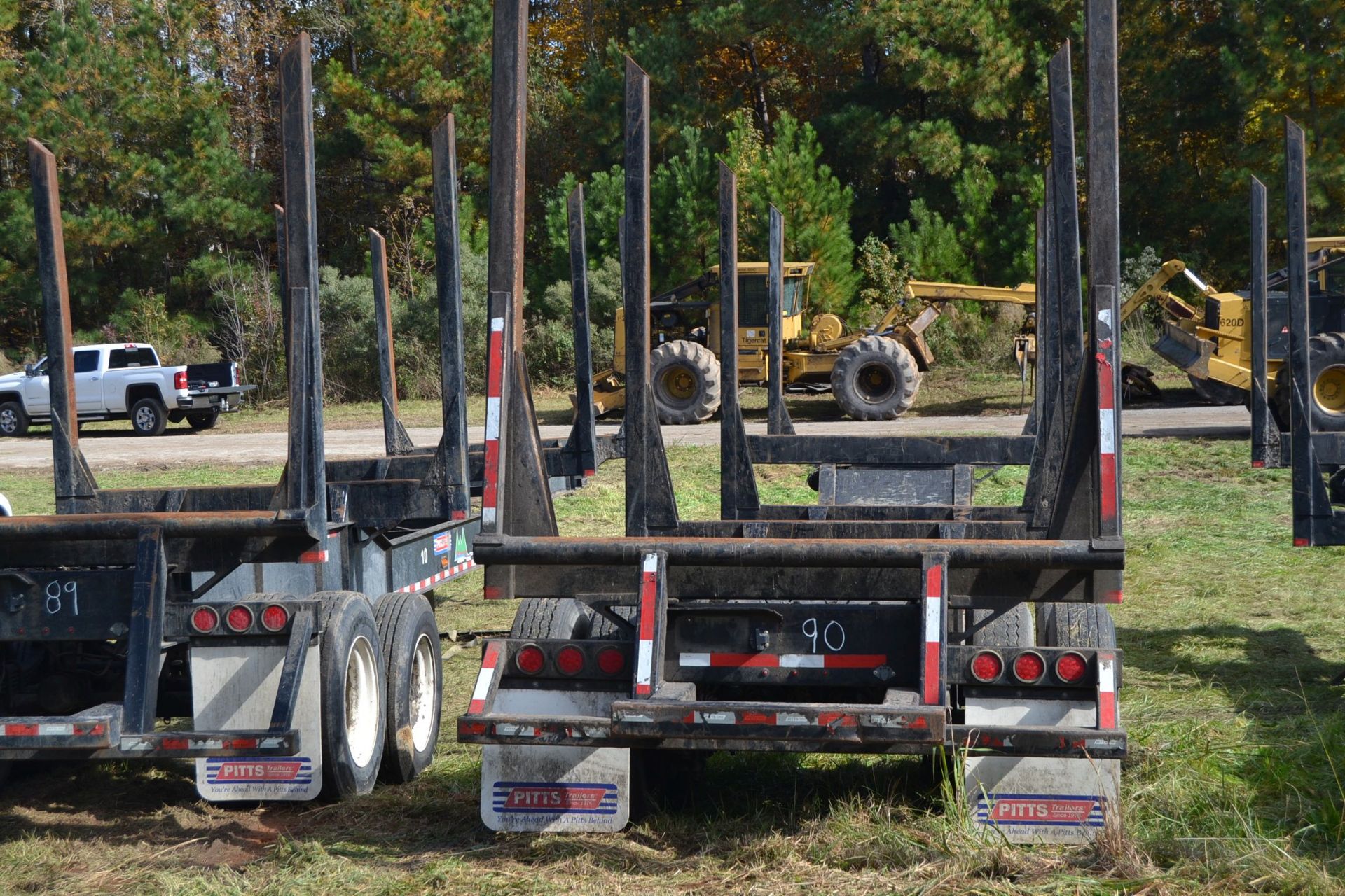 2016 42' PITTS PLANTATION LOG TRAILER W/ SPRING SUSPENSION W/ 4' BOLSTERS SN#5JYLP4028GP160891 - Image 3 of 3