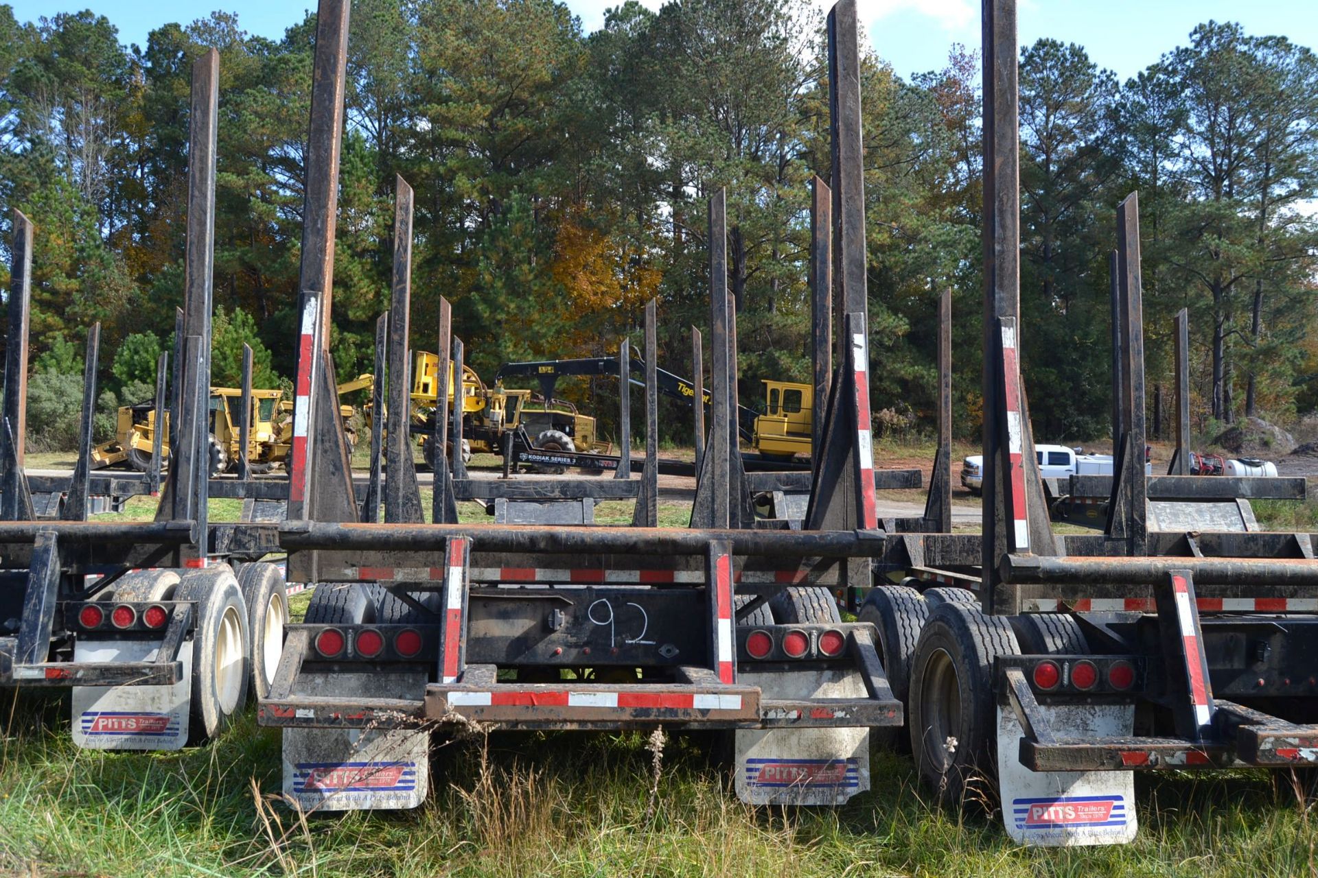 2015 42' PITTS PLANTATION LOG TRAILER W/ SPRING SUSPENSION W/ 4' BOLSTERS SN#5JYLP4029FP151177 - Image 3 of 3