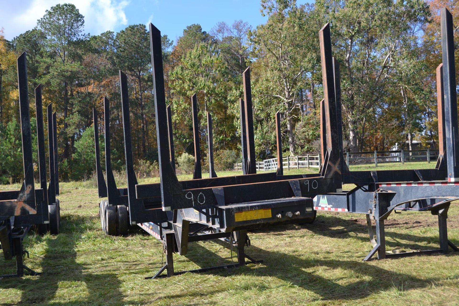 2016 42' PITTS PLANTATION LOG TRAILER W/ SPRING SUSPENSION W/ 4' BOLSTERS SN#5JYLP4028GP160891 - Image 2 of 3