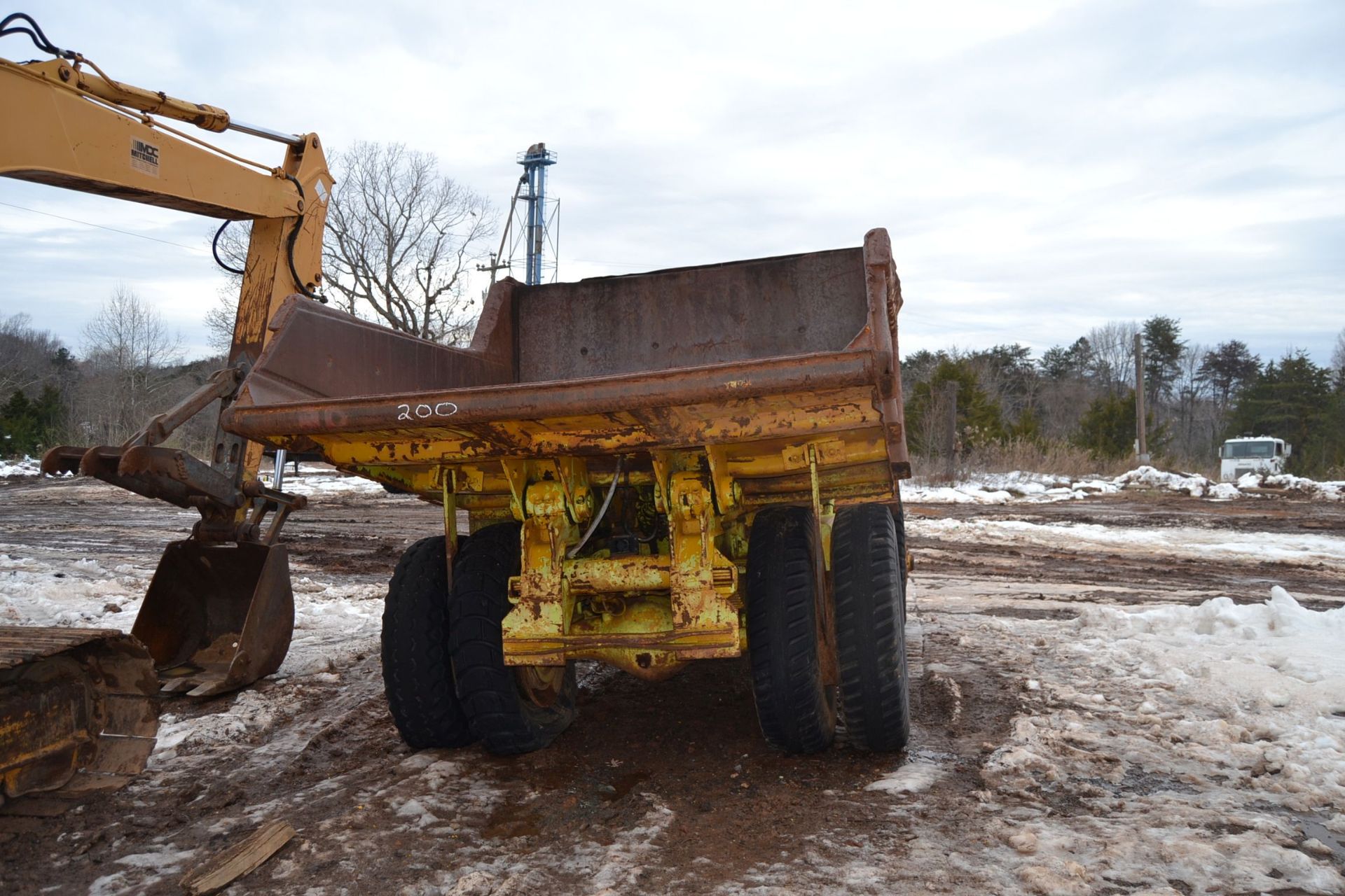 EUCUD R-13 DUMP TRUCK