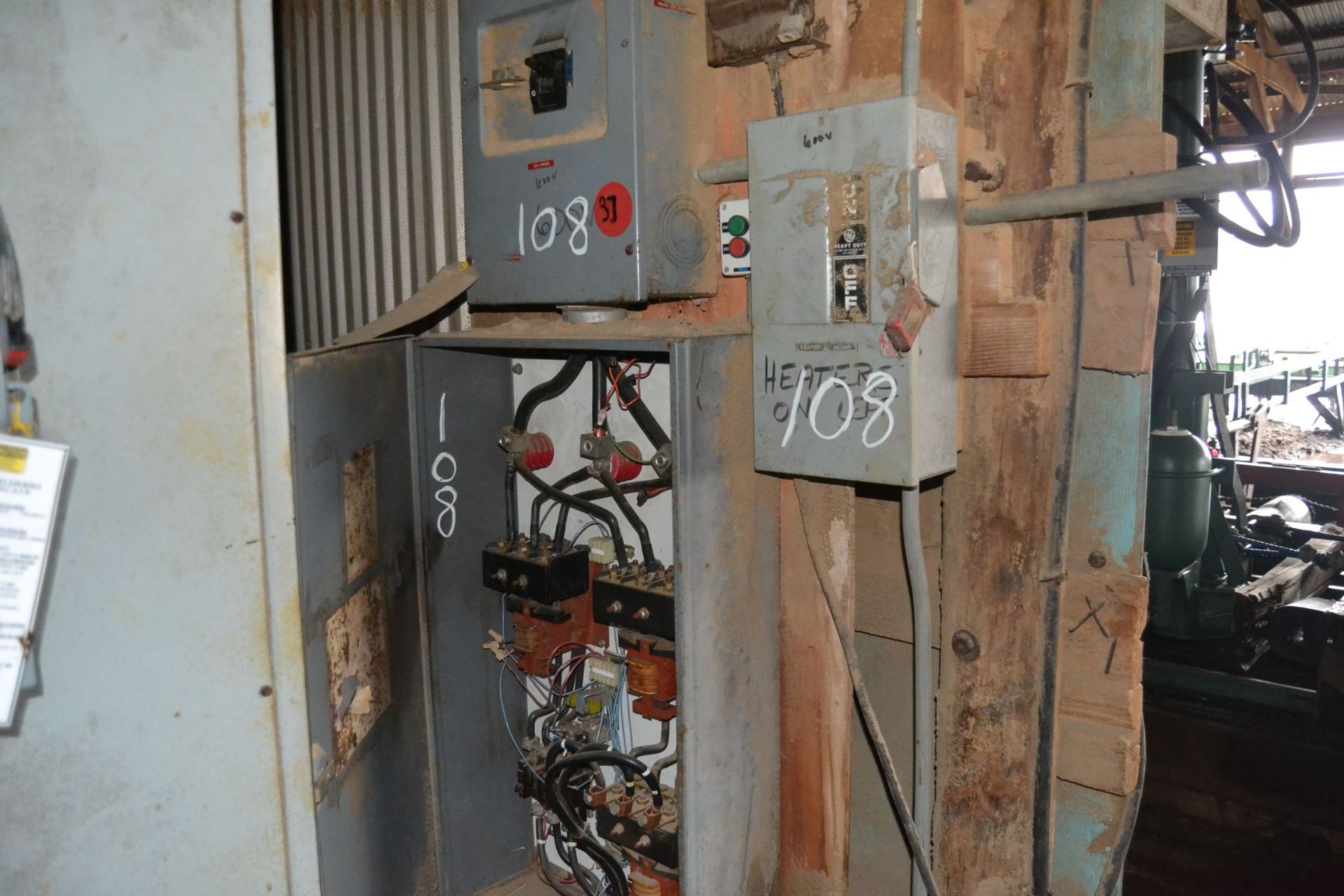 WESTING HOUSE 200 HP REDUCED VOLTAGE STARTER