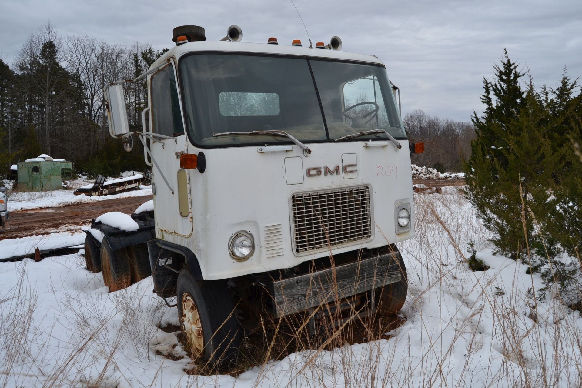 1980 GMC TANDEM AXLE SPOT TRUCK