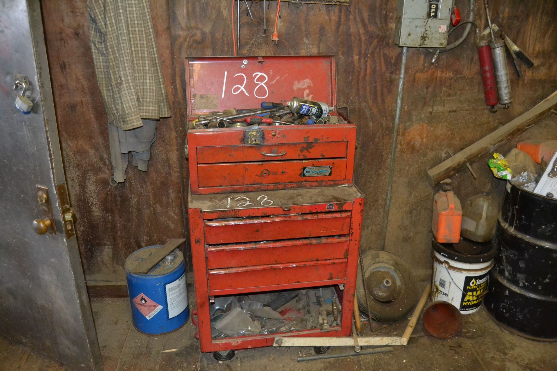 TOOL BOX & TOOLS