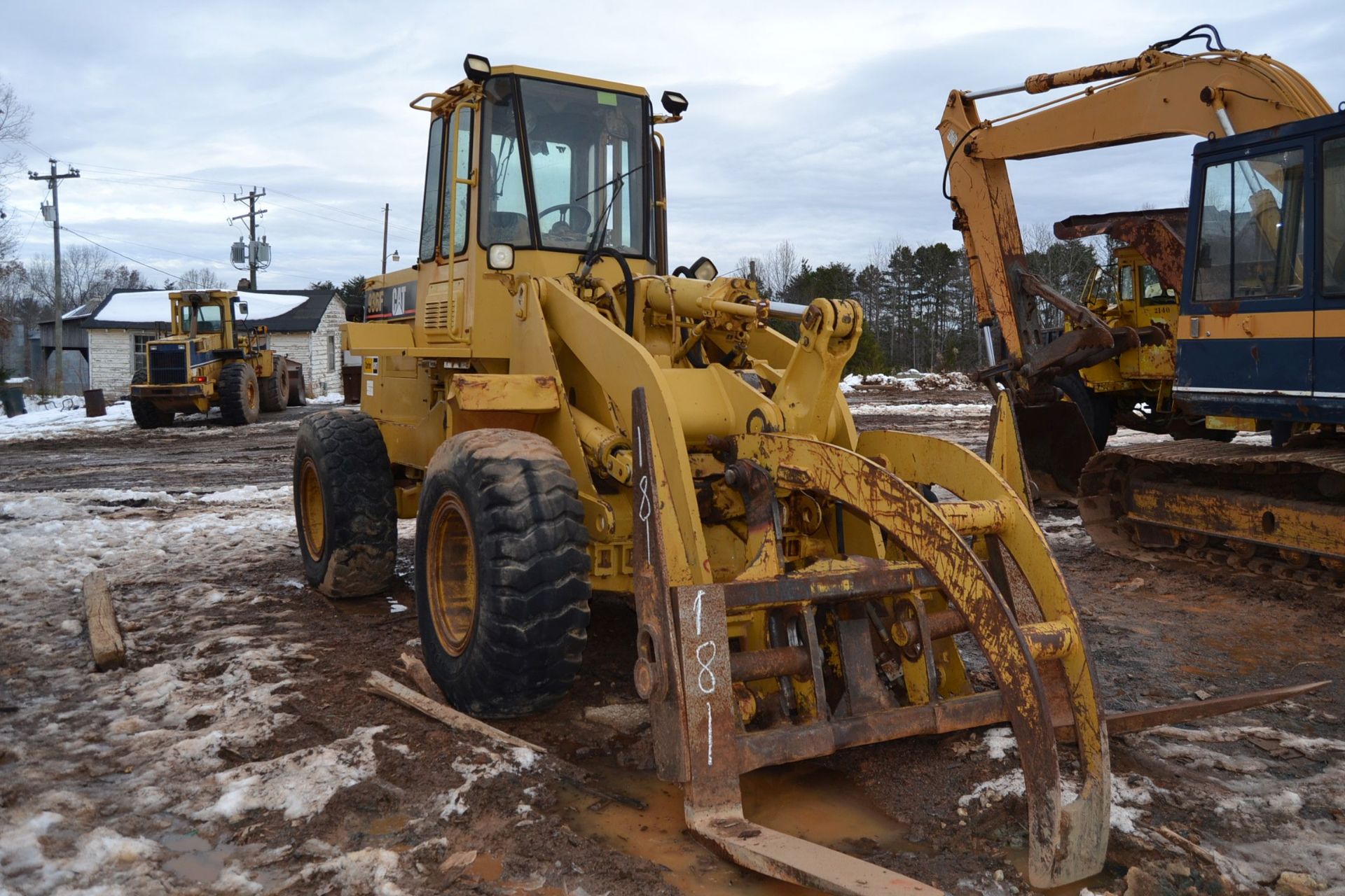 CAT 936F ARTICULATING WHEEL LOADER - Image 3 of 3