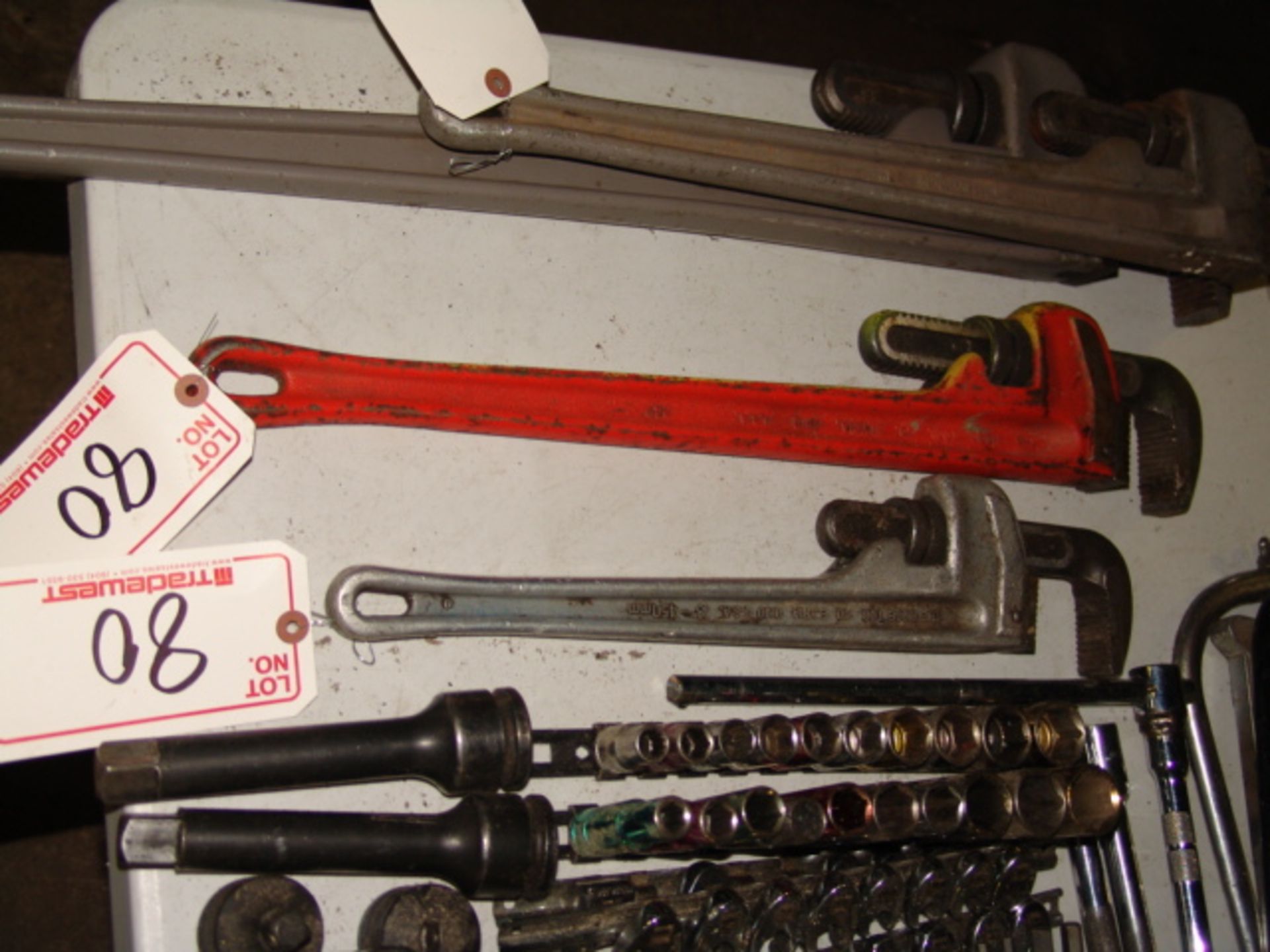 (2) 18" & 24" PIPE WRENCHES - Image 2 of 3