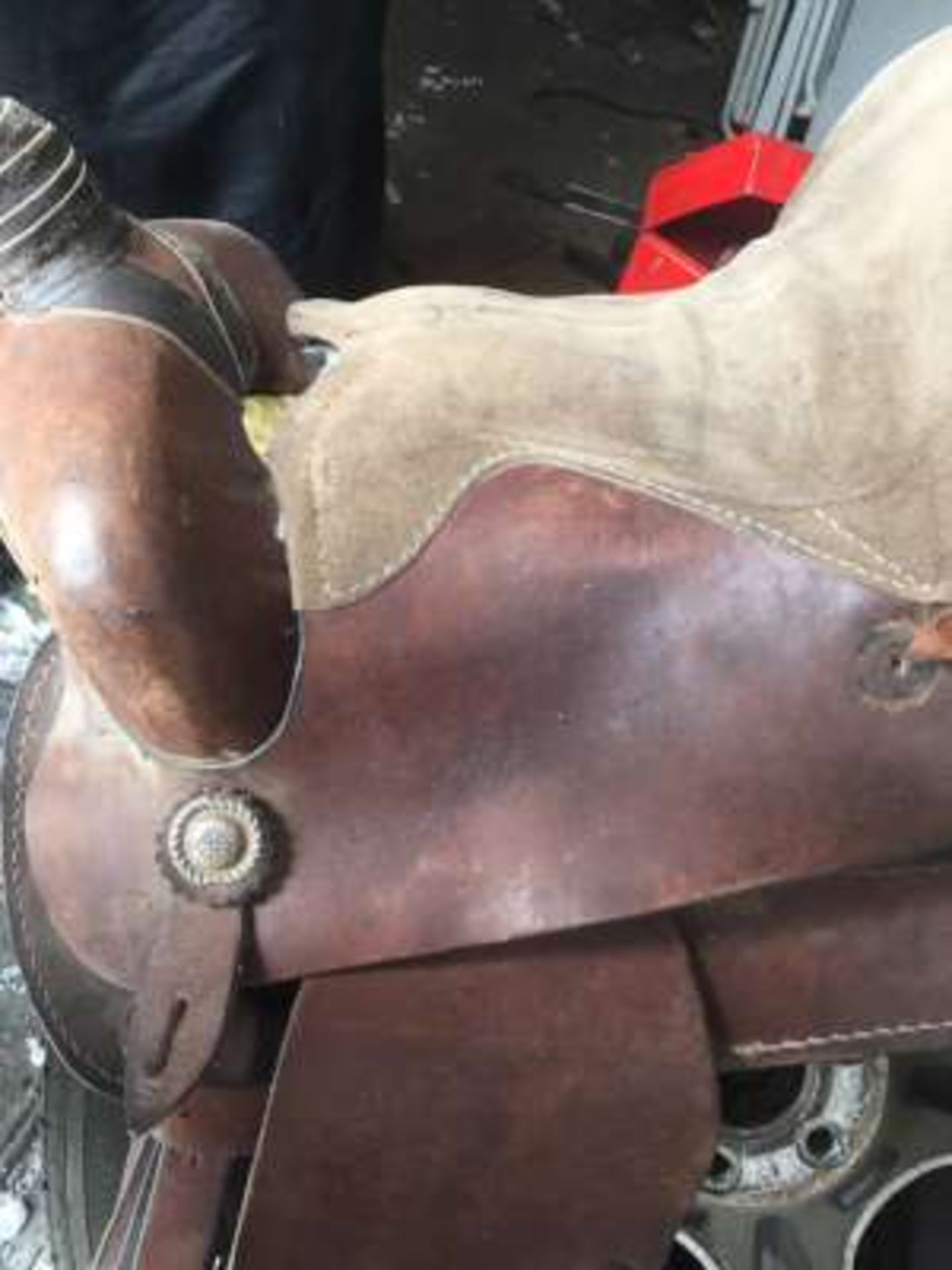 Brown roping saddle, leather, 18” (size) adult (girth is in good shape)