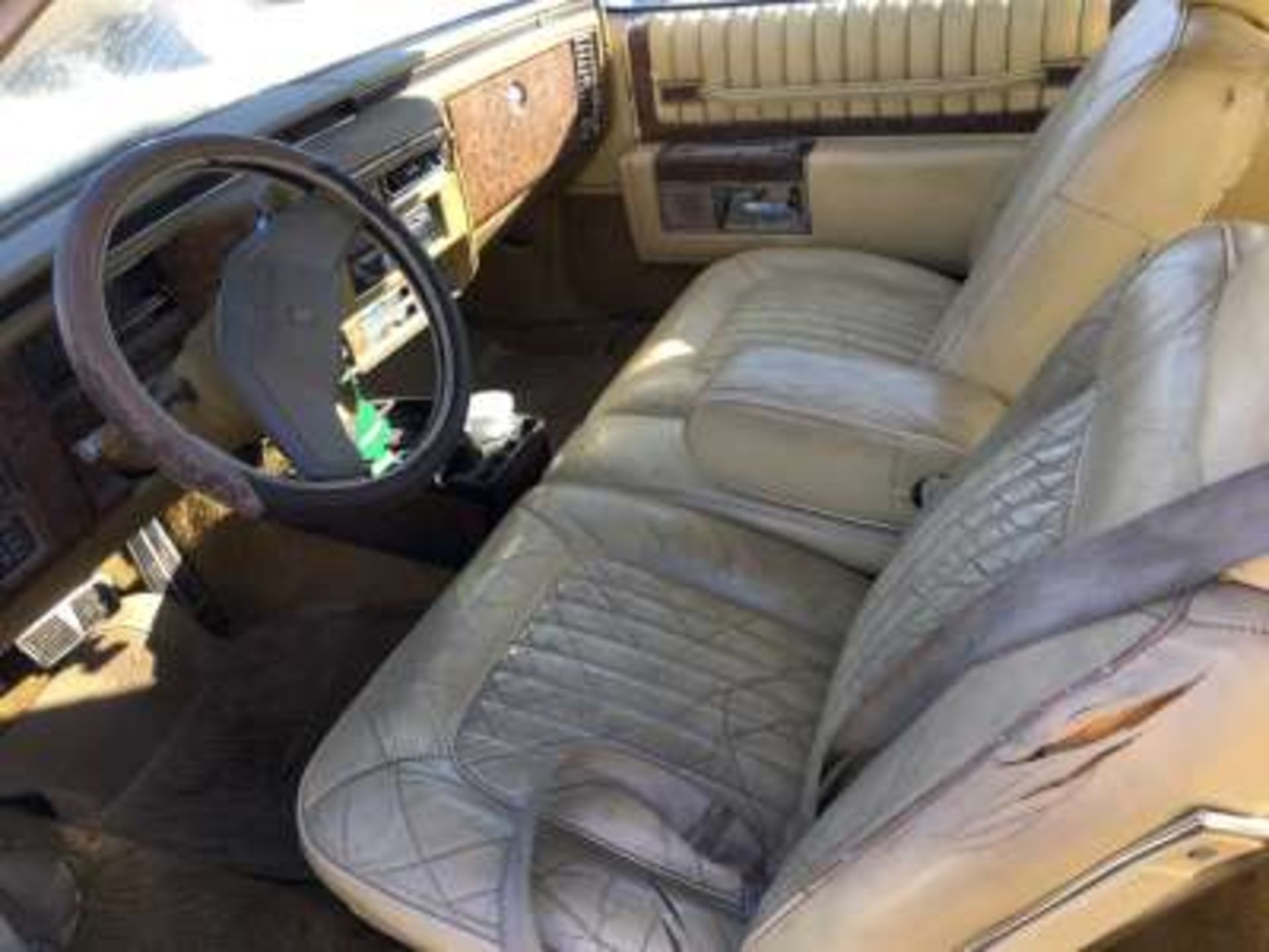 1979 Cadillac Coupe Deville, 2dr, 425 engine, no power steering, has power brakes, 113000mi., no - Image 3 of 4