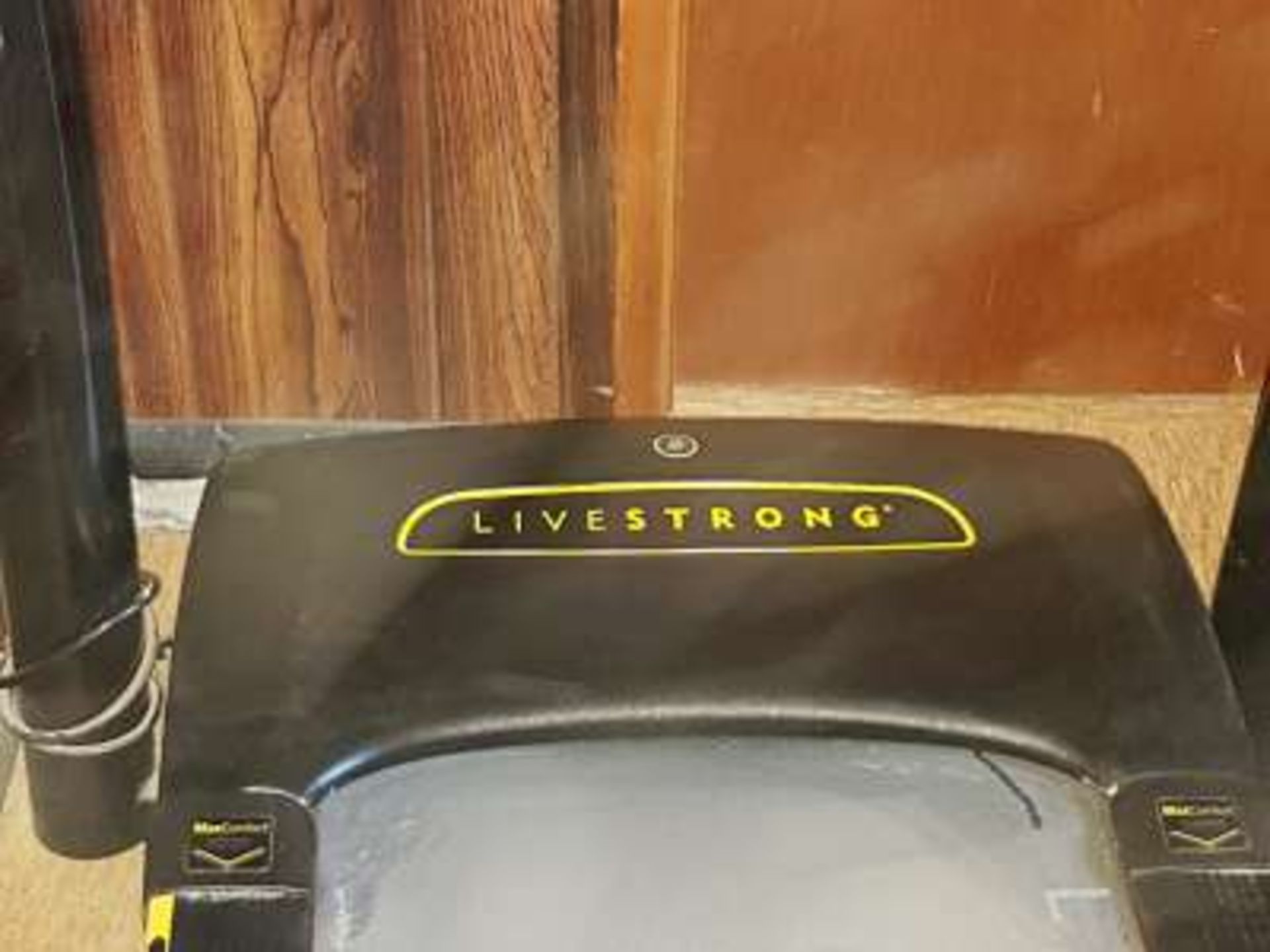 LiveStrong Treadmill(many exercise options modes) - Image 2 of 2