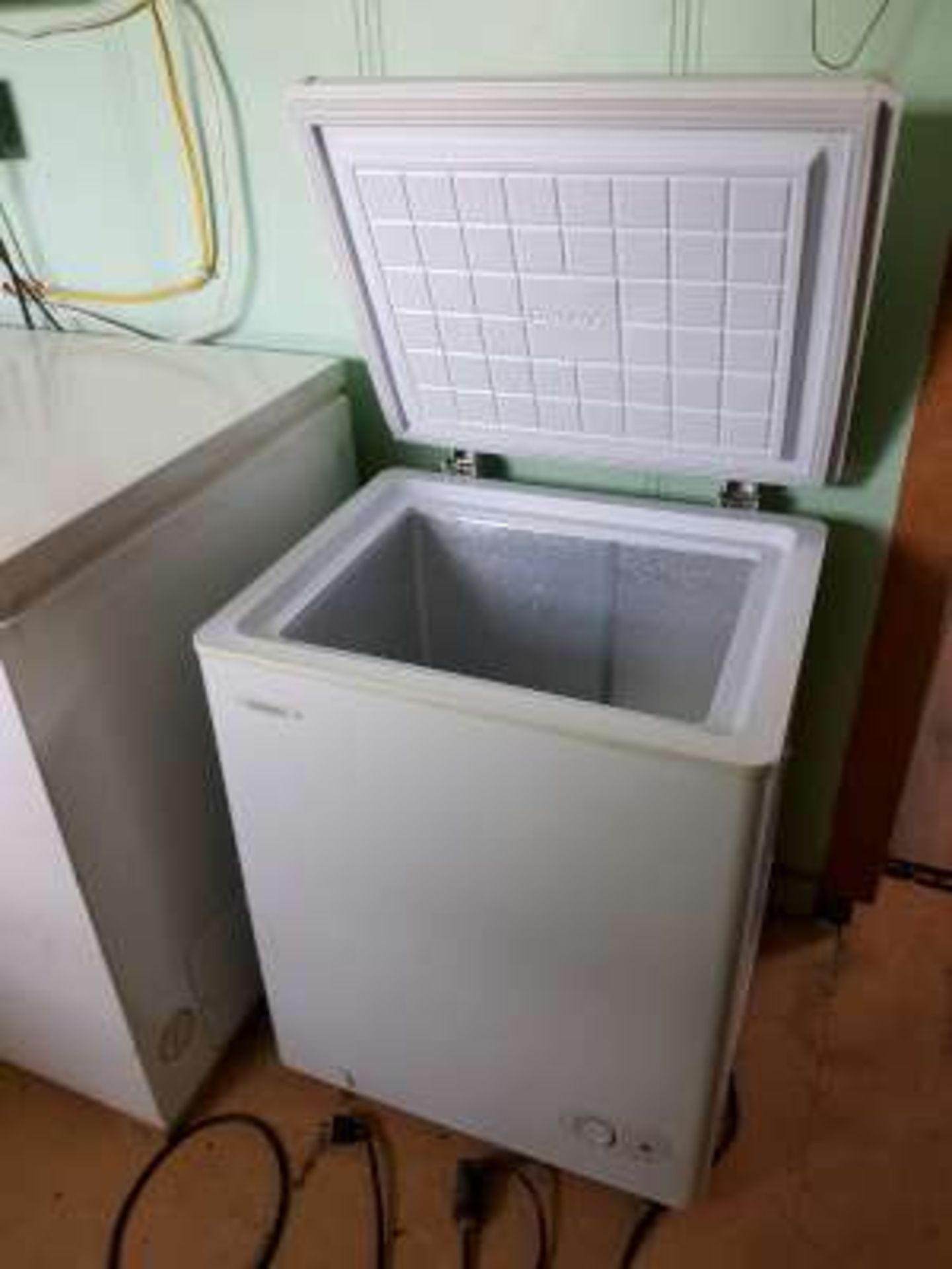 Danby Chest Freezer, apartment size (nice)