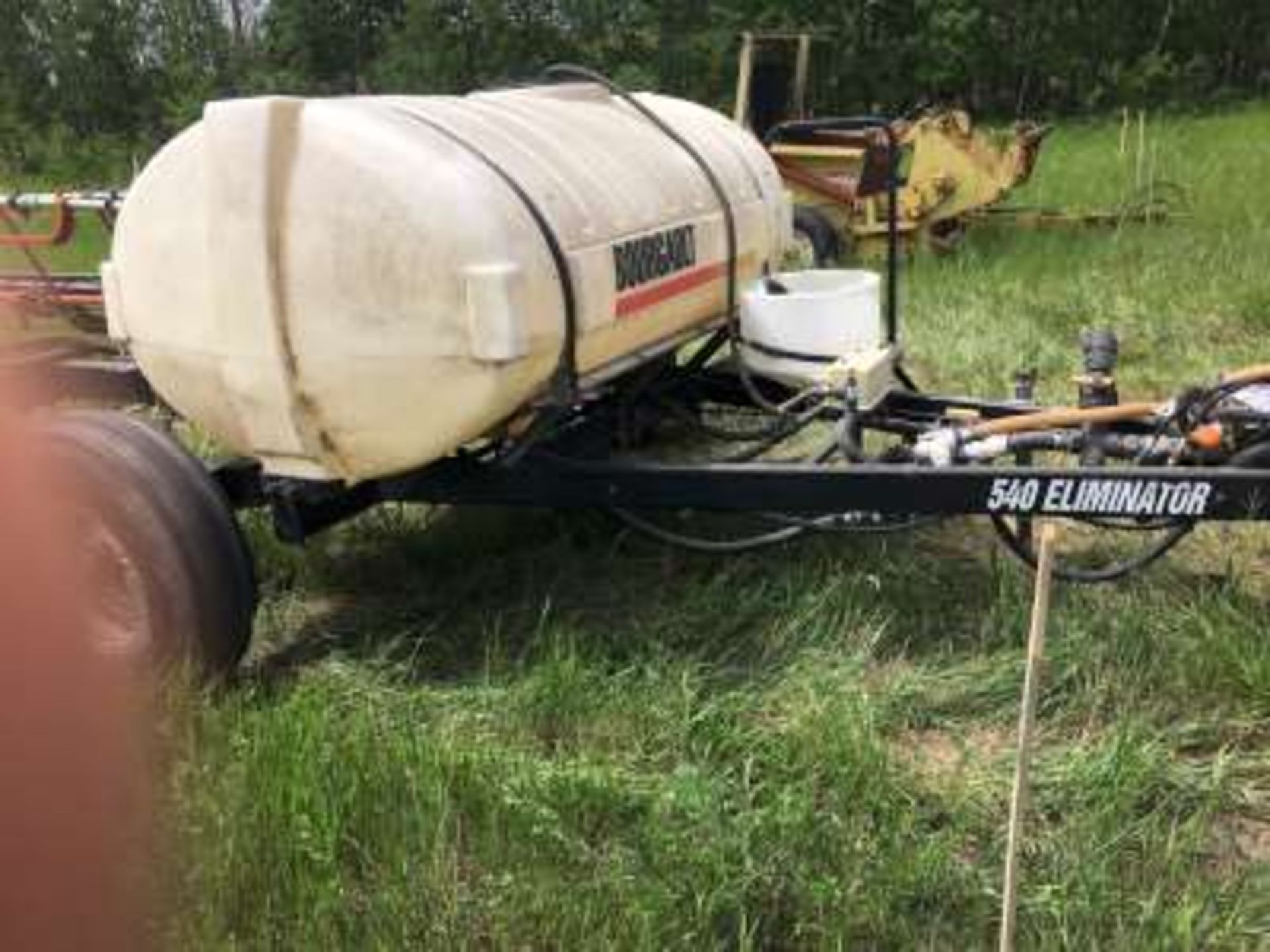 Bourgault #540 PT 60ft sprayer w/mixer and disc markers - Image 4 of 4