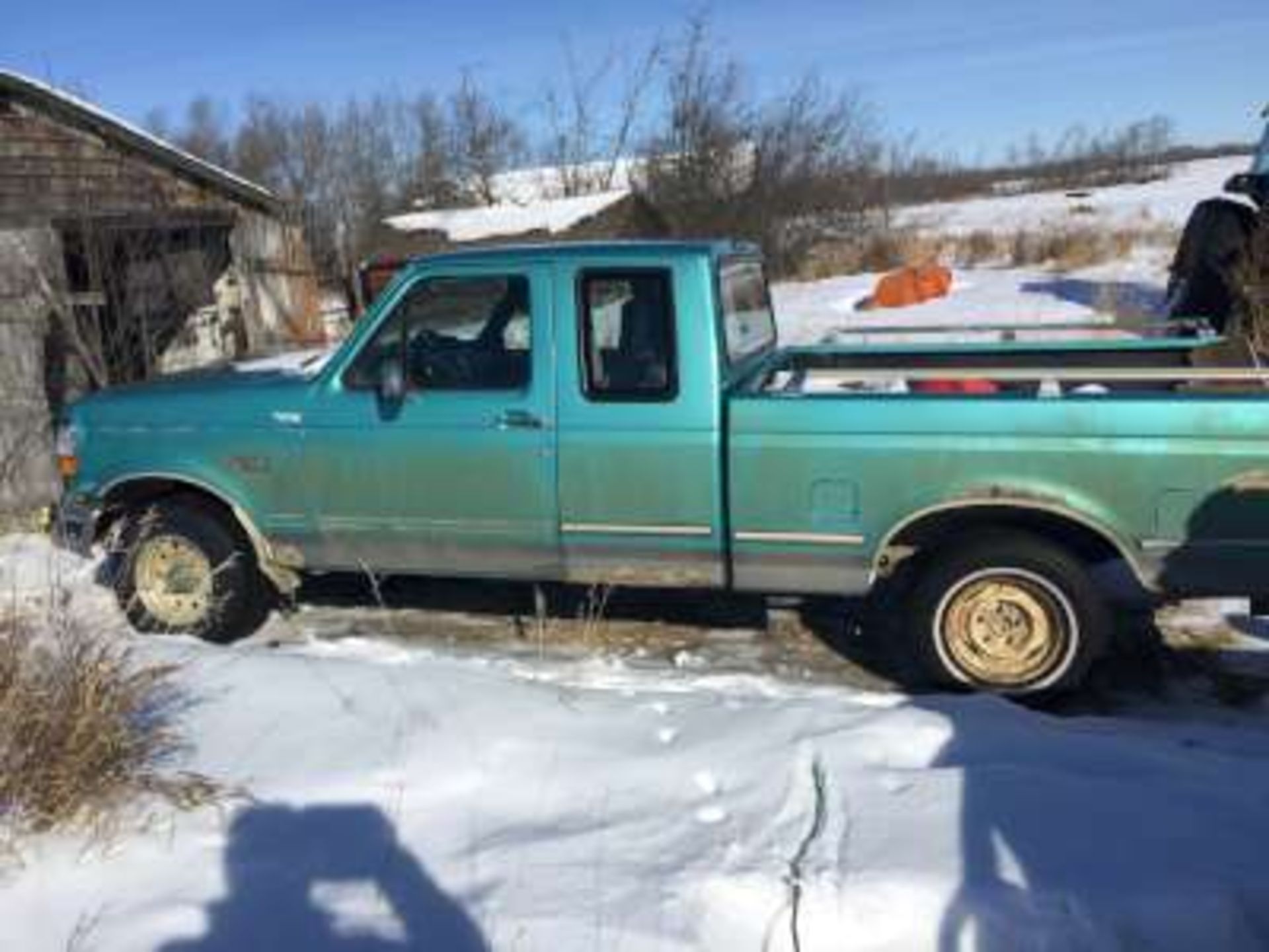 1995 Ford F150 truck, 4X4, automatic, 351motor, Ecab (previously registered in SK)