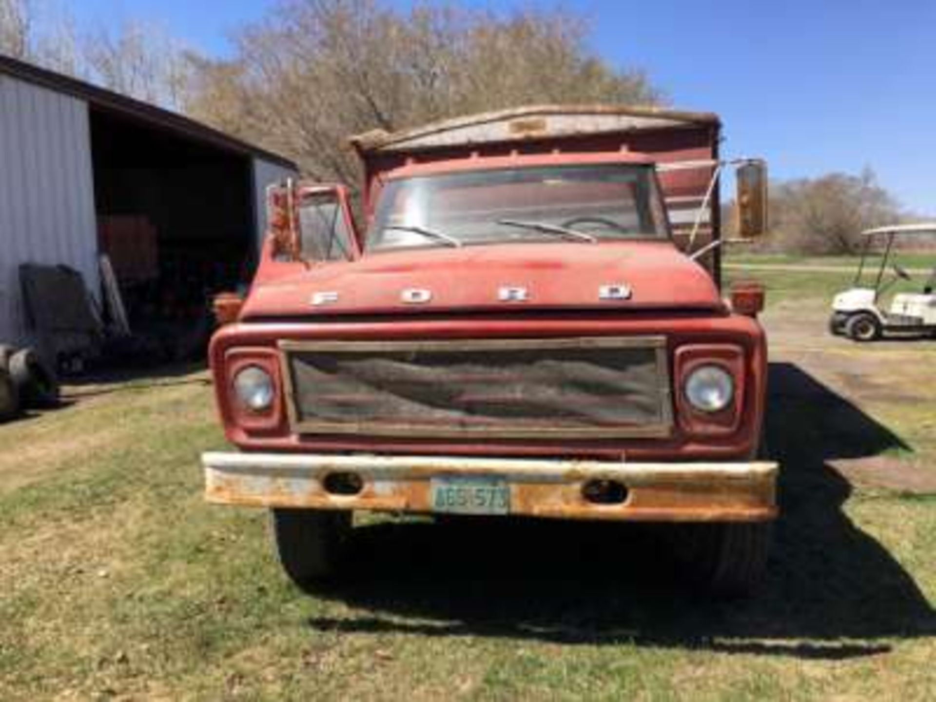 1975 Ford F750 grain truck, 361 motor, 15ft Western Industries B&H, roll tarp, air brakes, 10. - Image 2 of 3