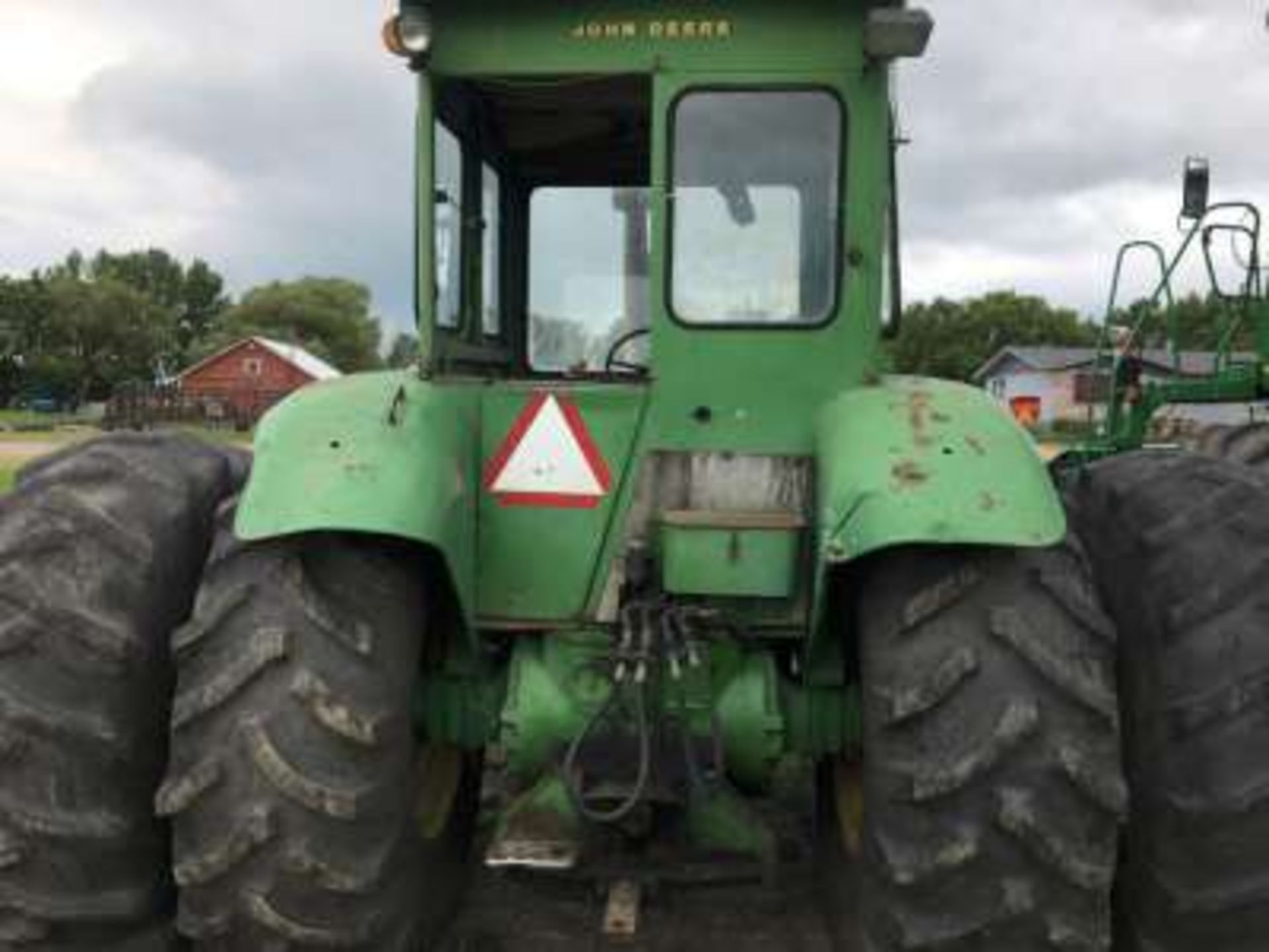 1964-65? JD 5020 tractor, dsl,cab,24.5x32 tires w/duals, 2hyds, pto, s/n T323R013202R - Image 3 of 5