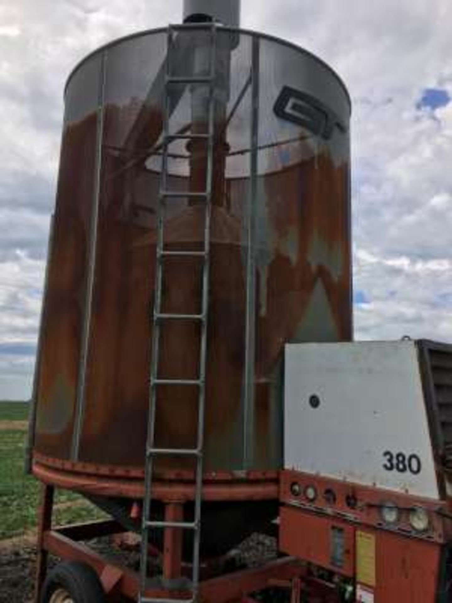 GT 380 Batch dryer, canola screen, pto - Image 4 of 4