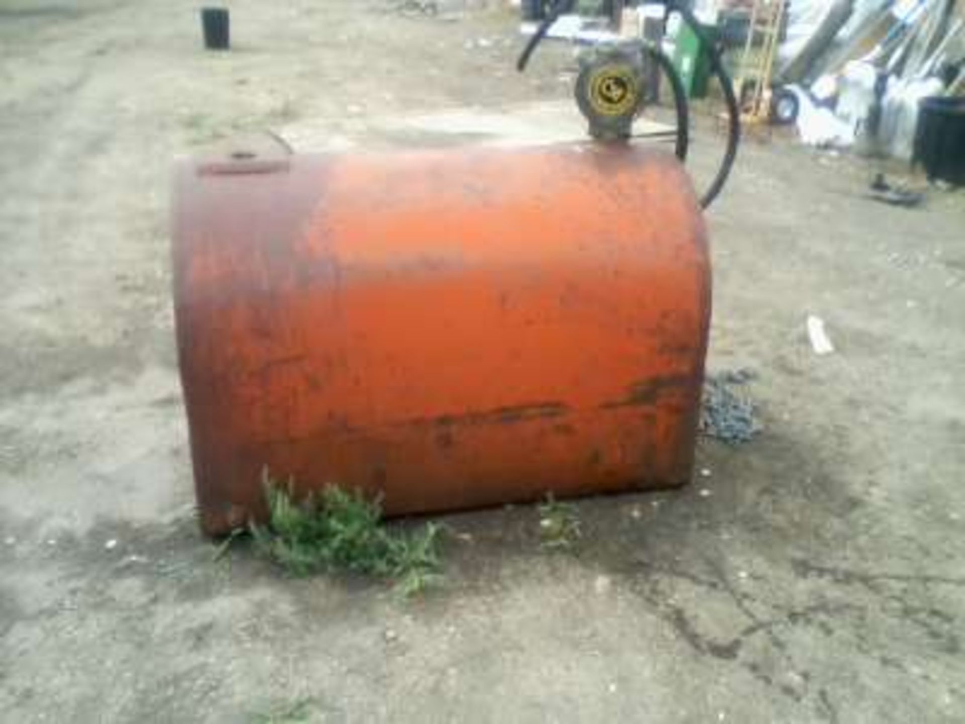 Slip tank for truck