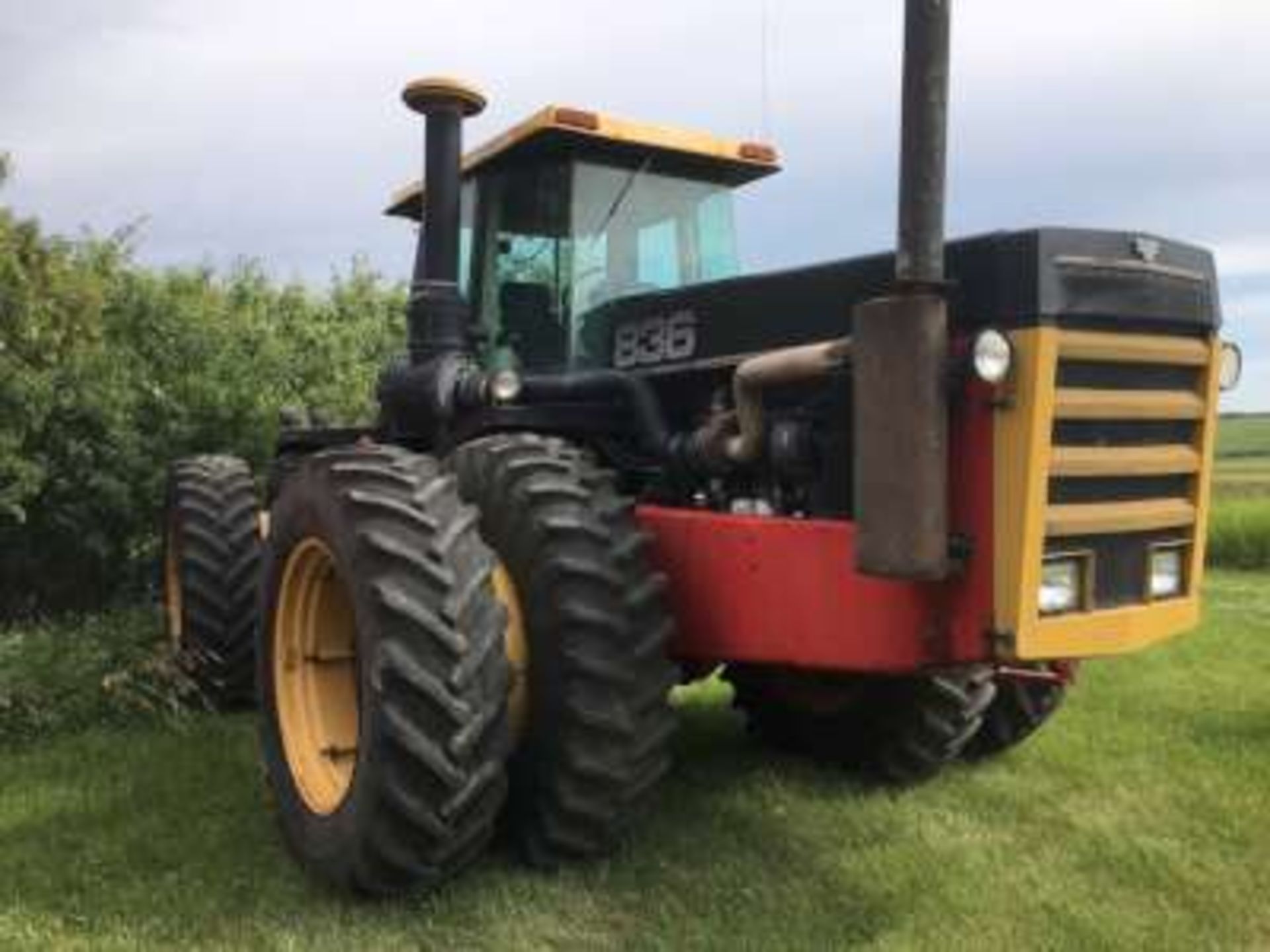 1985 Versatile 836 Designation 6- 4WD tractor, power shift, pto, 18.4x38 radial duals, 8281 hrs (