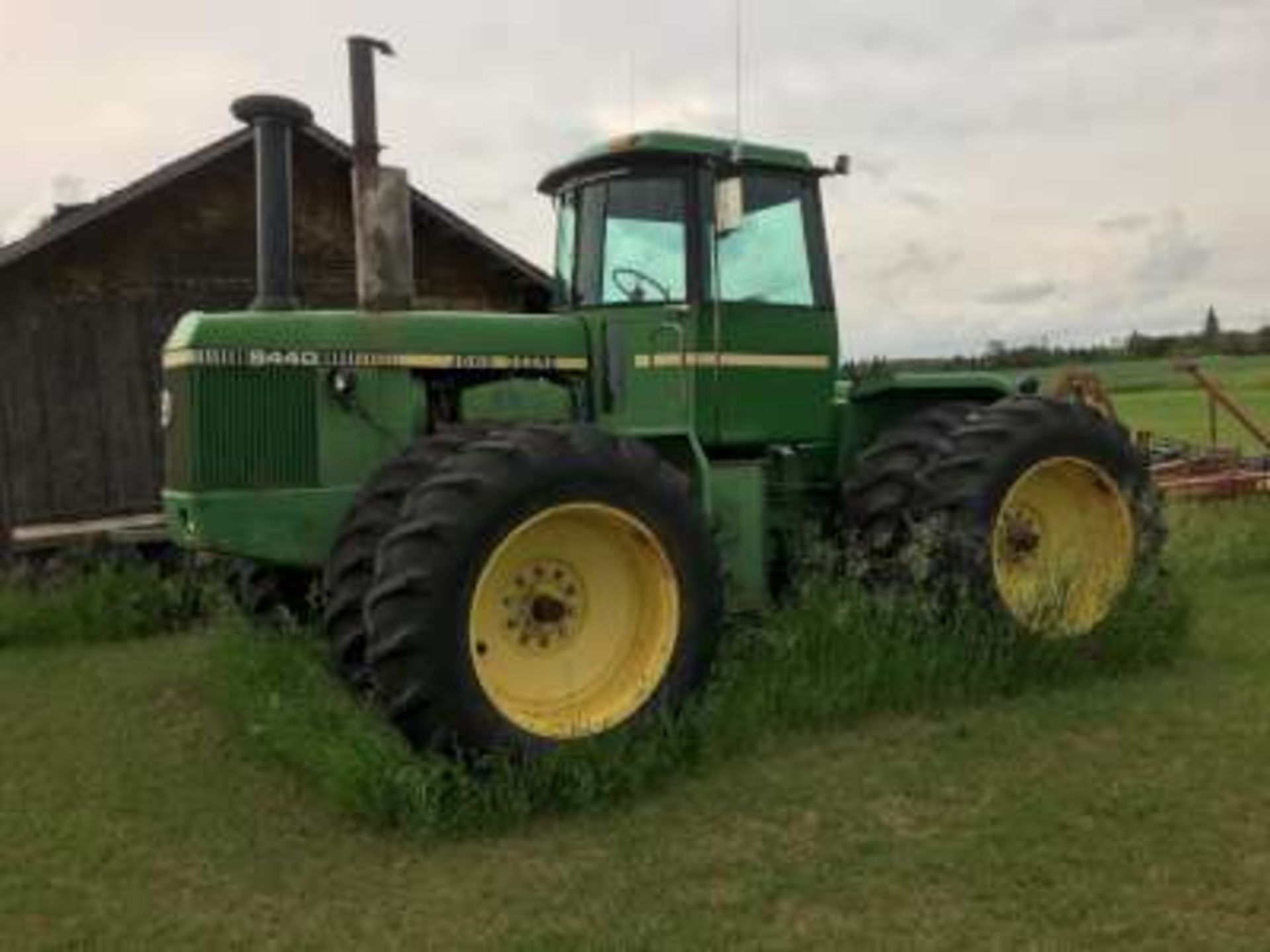 JD 8440 tractor, 4WD, cab, 18.4x38 tires, pto, 8712hrs, triple hyds, s/n 0884404003718R - Image 6 of 7