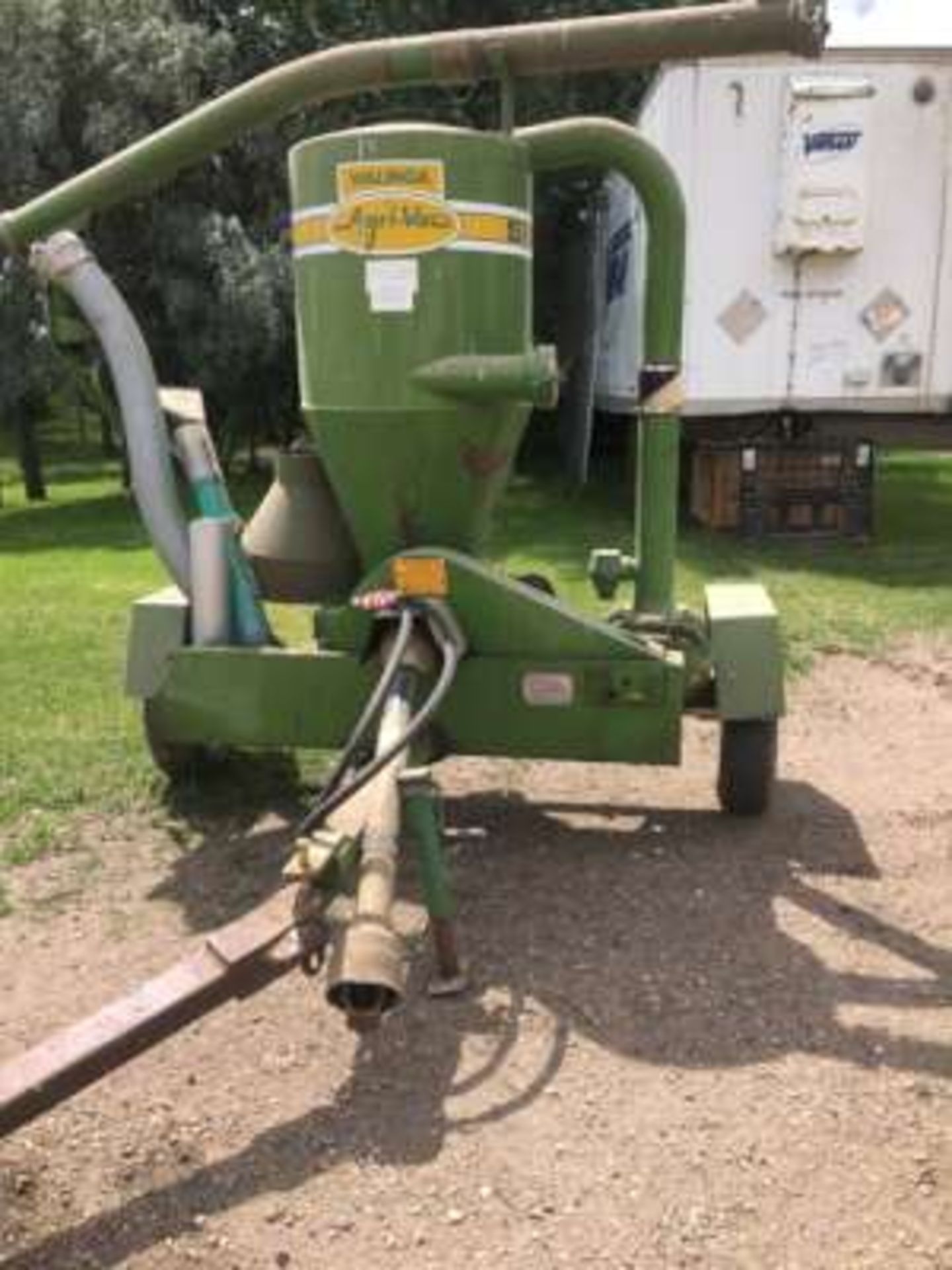 Walinga 510 Std grain vac, pto w/hoses