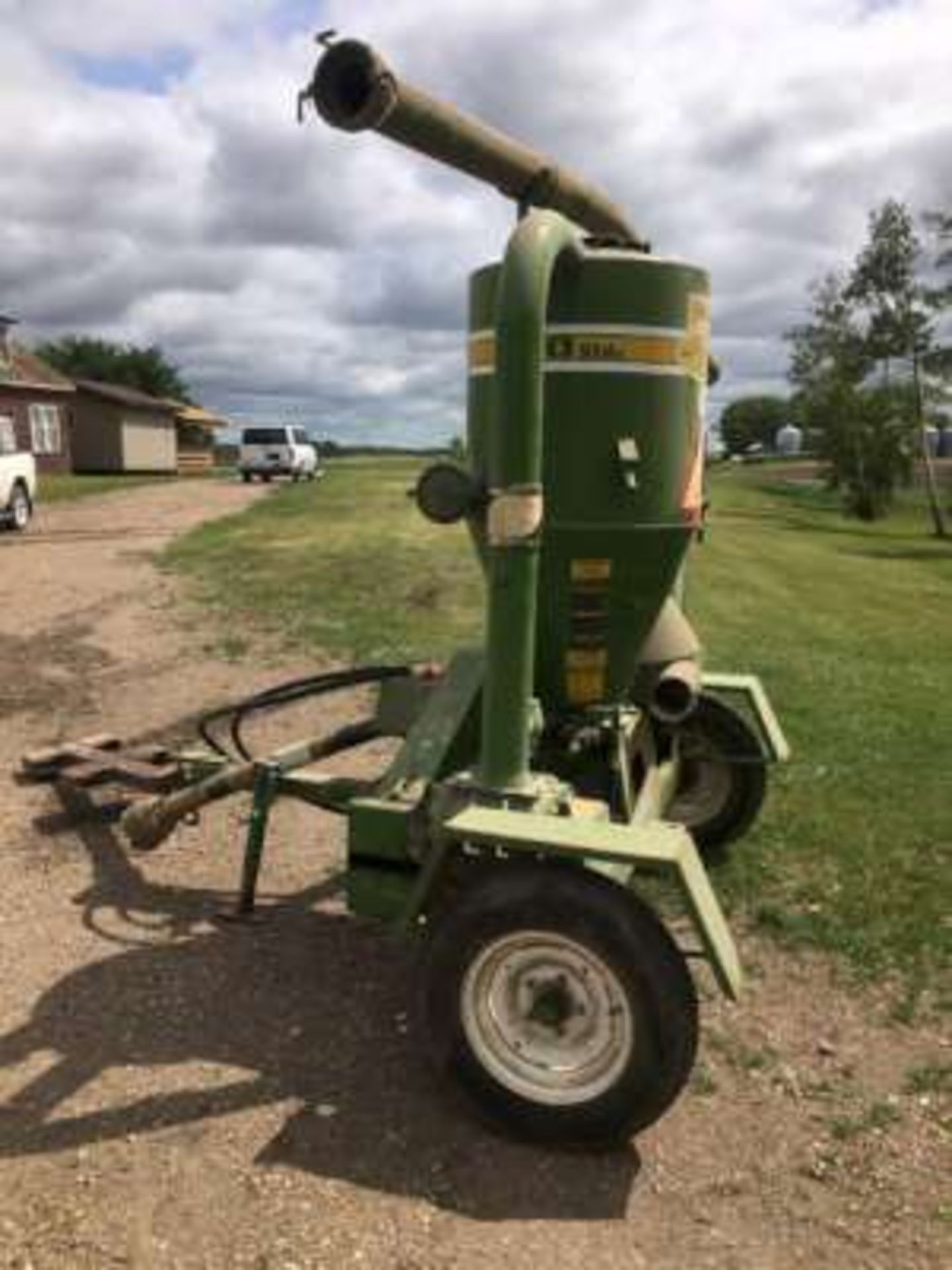 Walinga 510 Std grain vac, pto w/hoses - Image 2 of 3