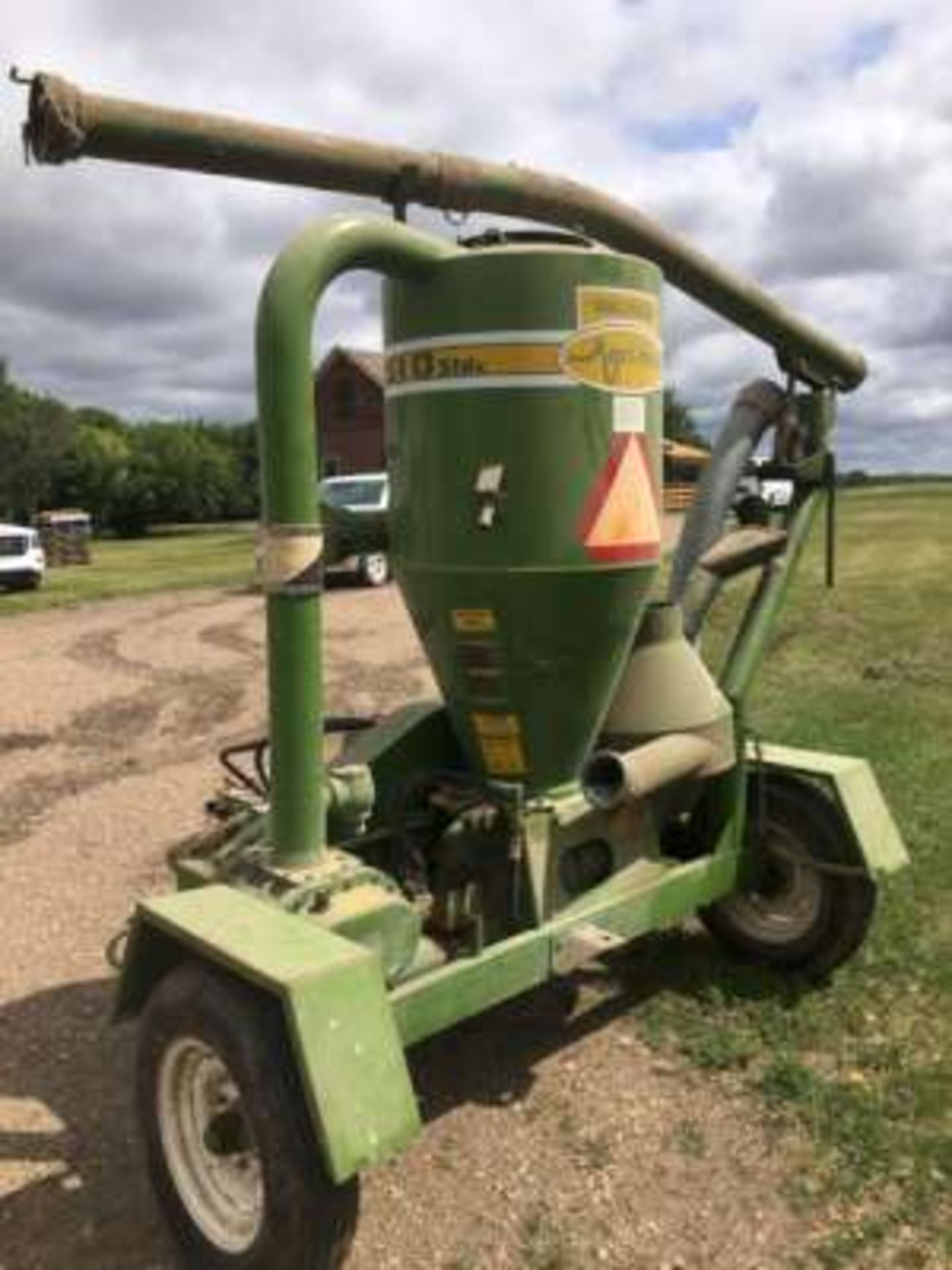 Walinga 510 Std grain vac, pto w/hoses - Image 3 of 3