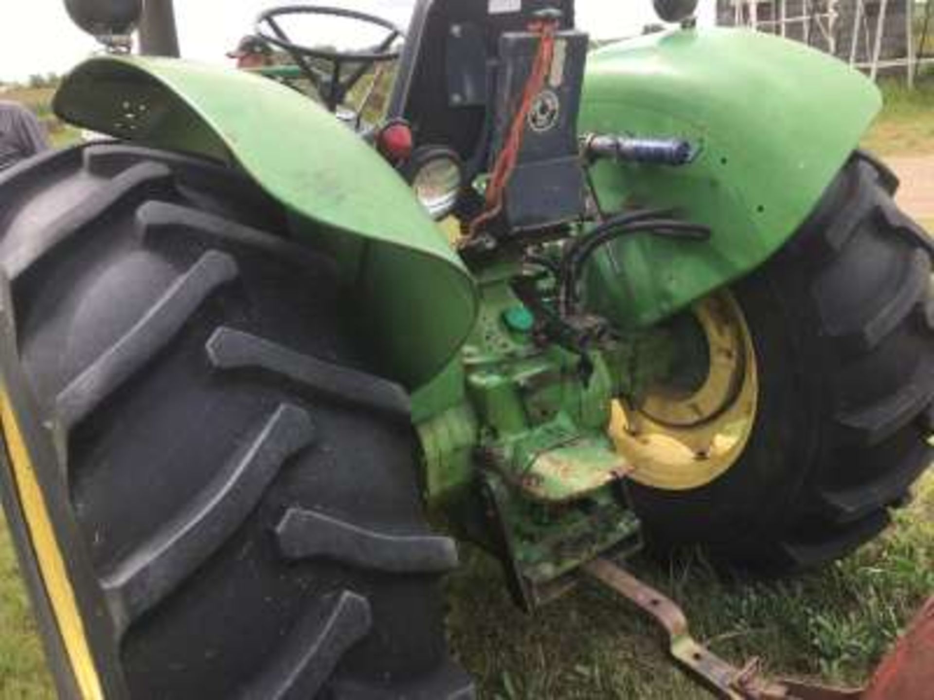 JD 2130 tractor, dsl, 540 pto, 18.4-30 tires (good) single hyd, tin(good) - Image 4 of 5