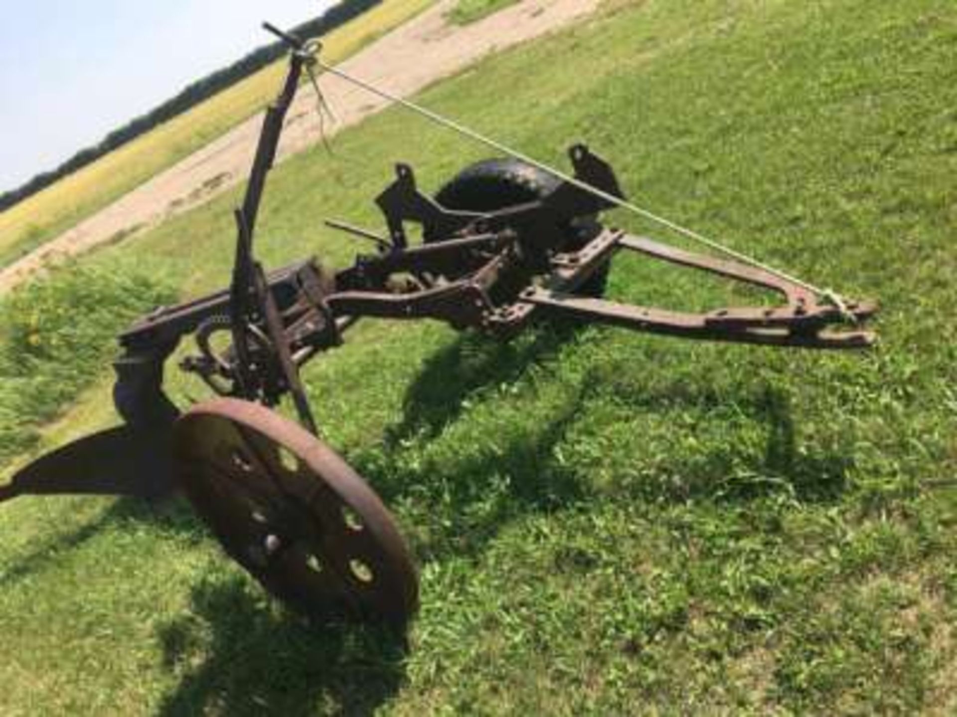 Breaking plow on hydraulics (furrow) - Image 2 of 2