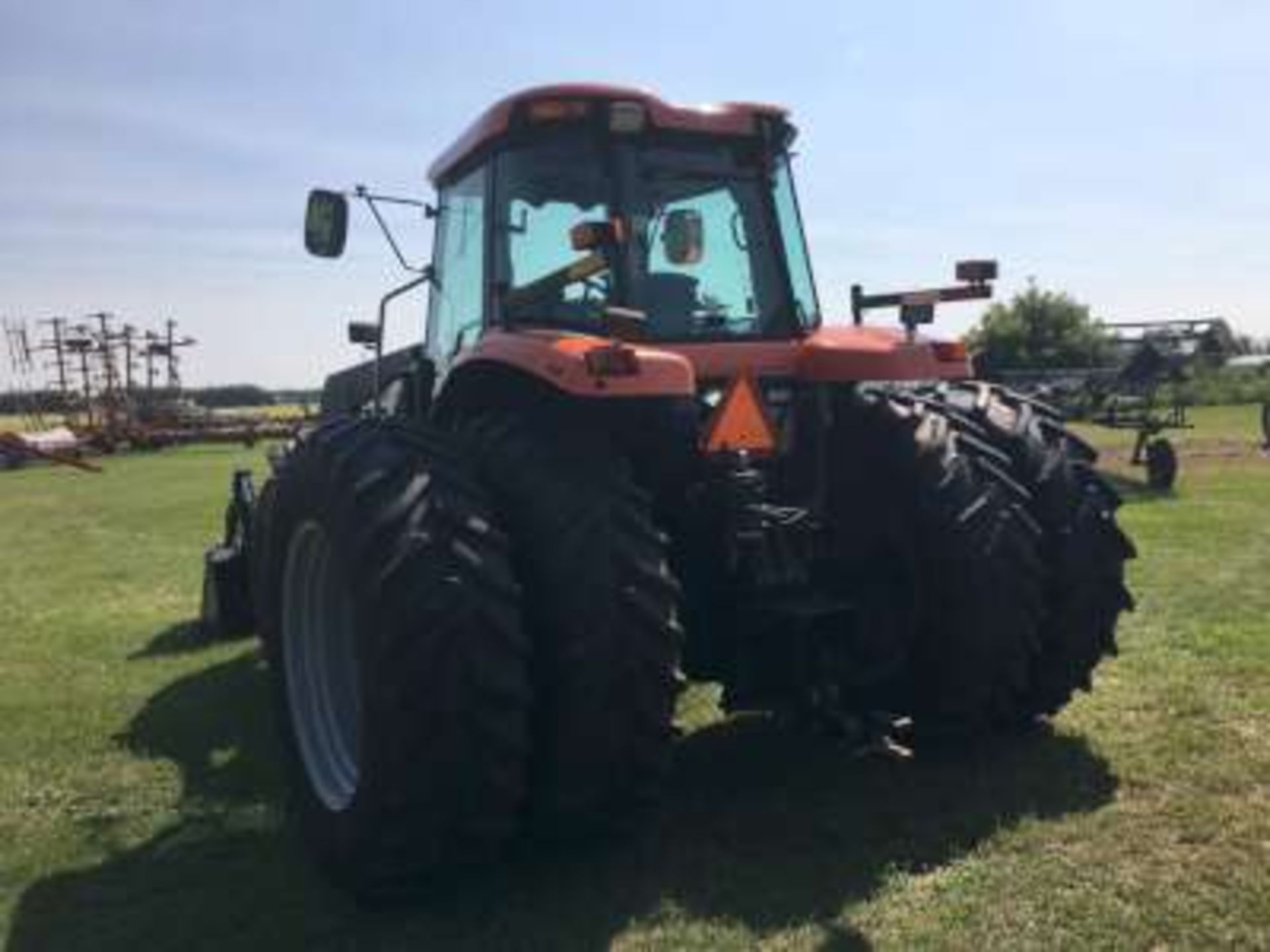 2004 AGCO RT130 FWA Tractor, 4700hrs, pwr shift, 480-R80-38 duals (excellent) 4 hyds, joy stick - Image 8 of 9