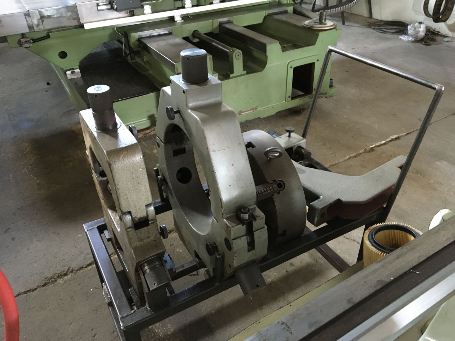 TOS TRENCIN 63C X 4000MM ENGINE LATHE - Image 5 of 5