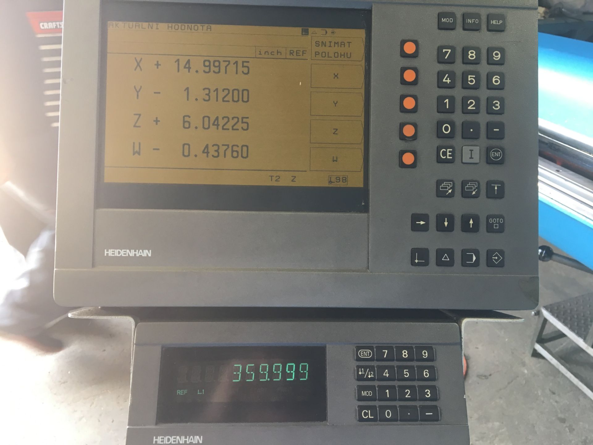 4" TOS VARNSDORF W100A MANUAL BORING MILL - Image 4 of 8